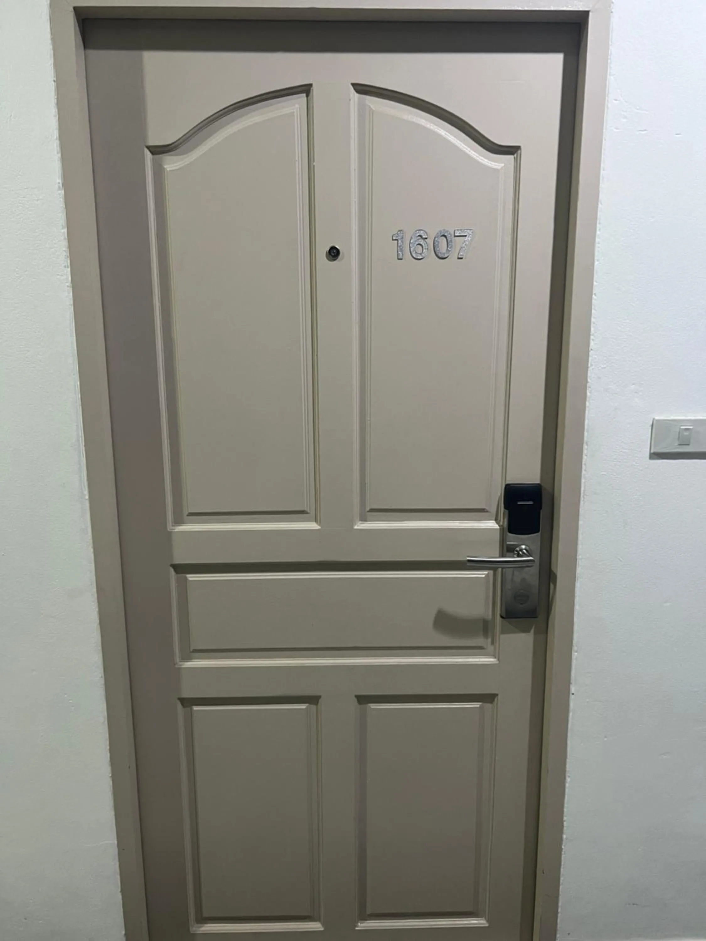 Facade/entrance in Mall Suites Hotel