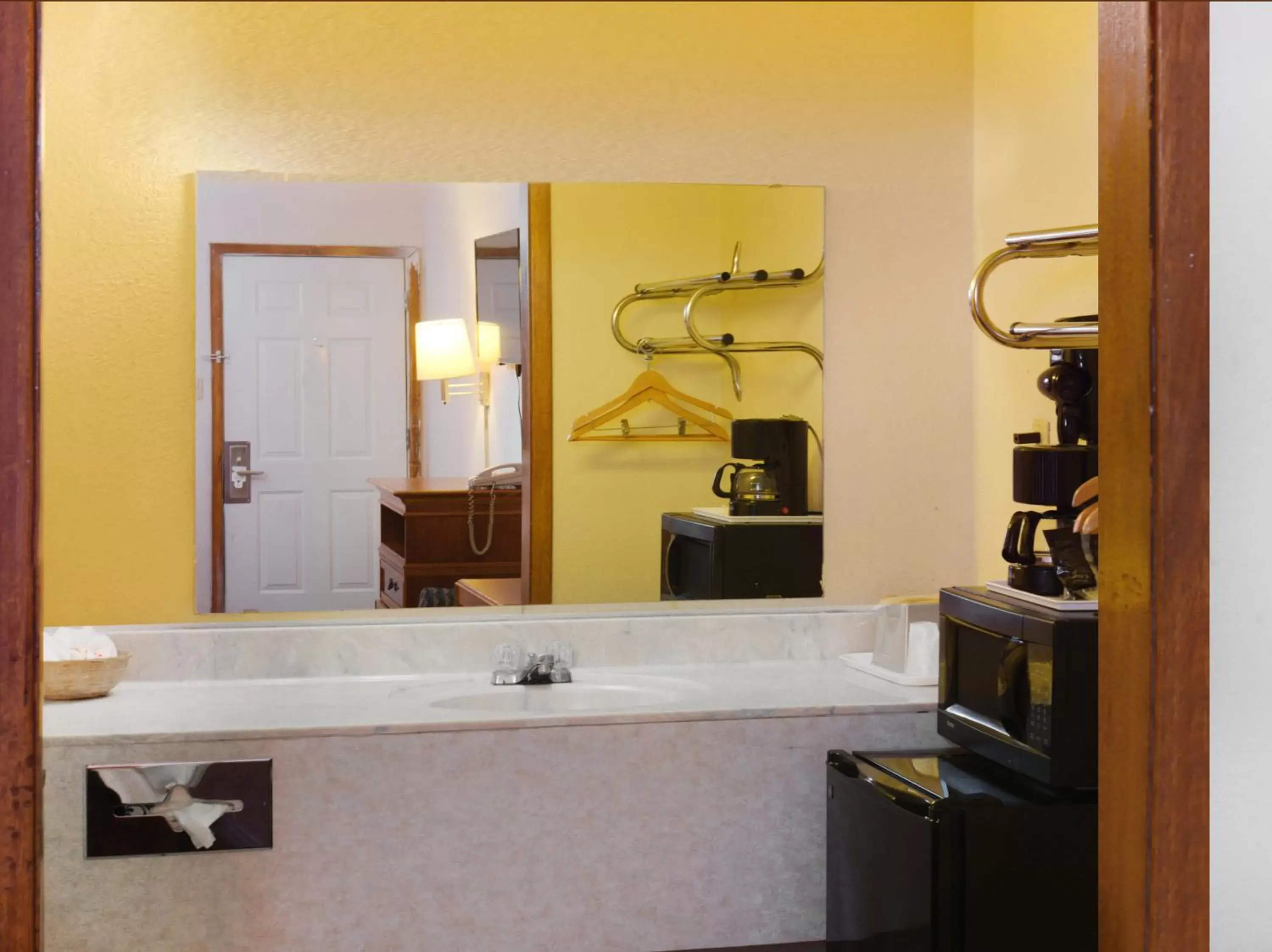 Area and facilities, Bathroom in OYO Hotel Guymon OK US-54