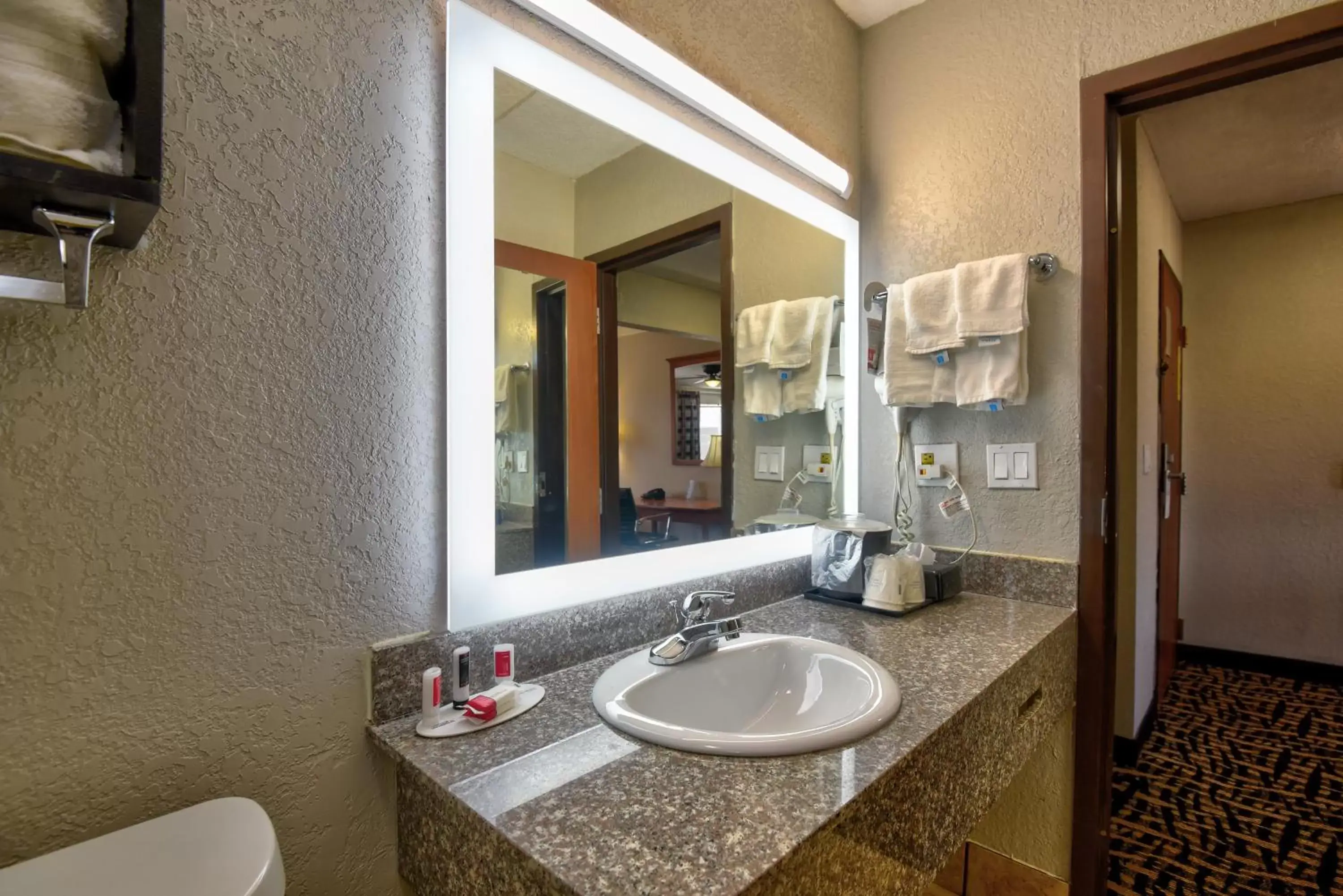 Bathroom in Ramada by Wyndham Oklahoma City Airport North