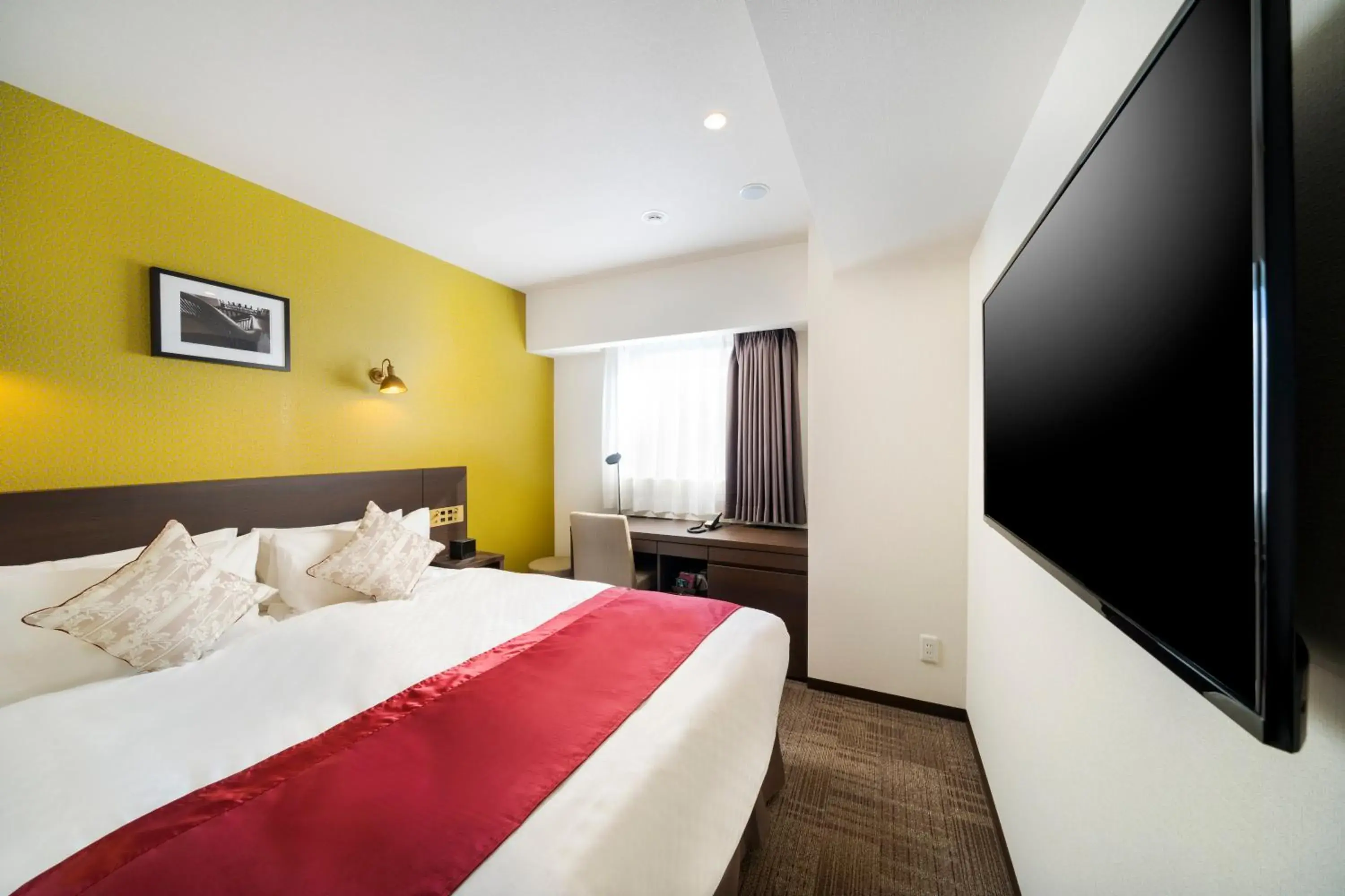 Photo of the whole room, Bed in Best Western Hotel Fino Shin-Yokohama