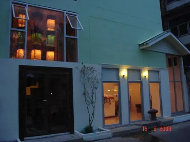Property Building in Kaset Guesthouse