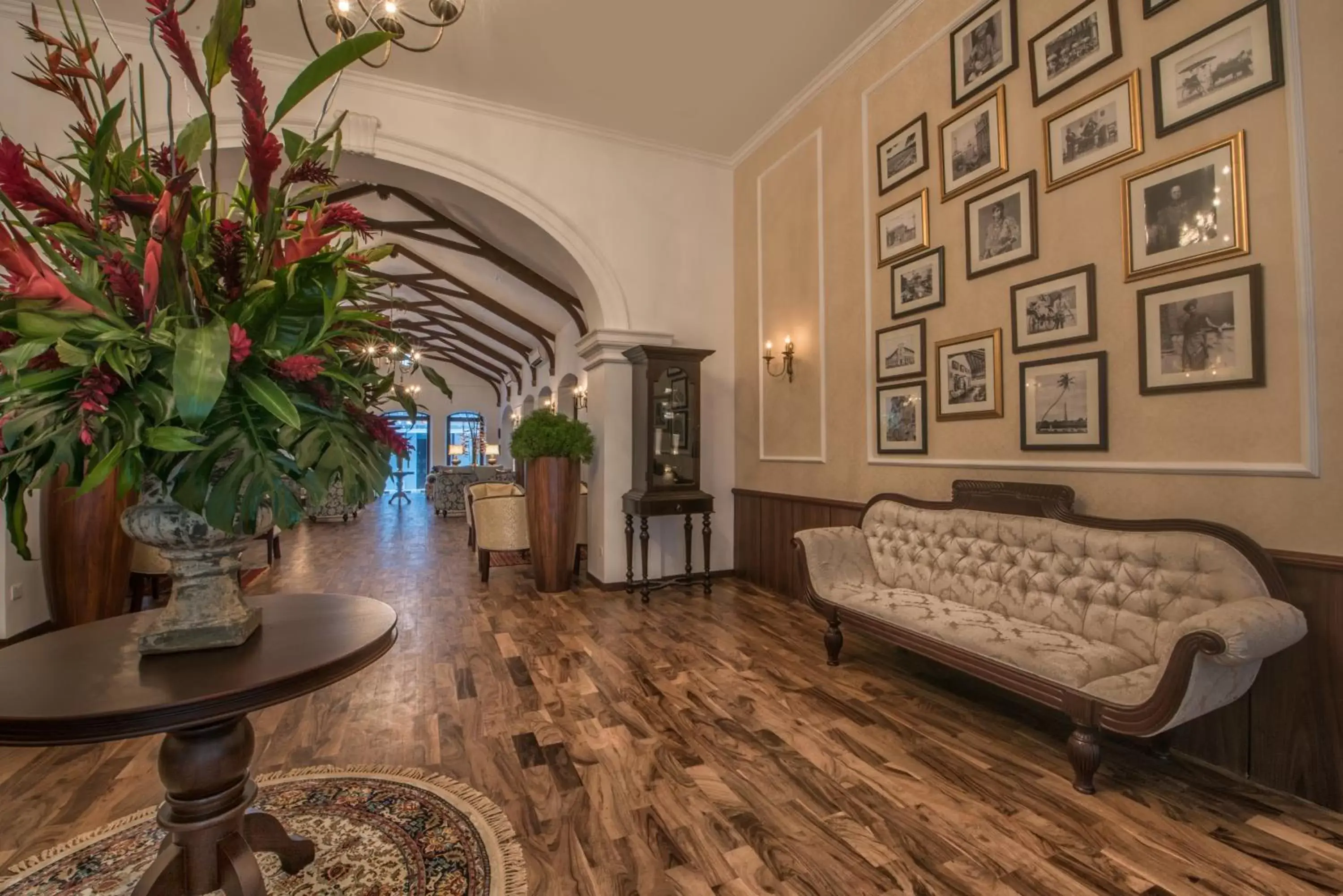 Lobby or reception, Lounge/Bar in Uga Residence