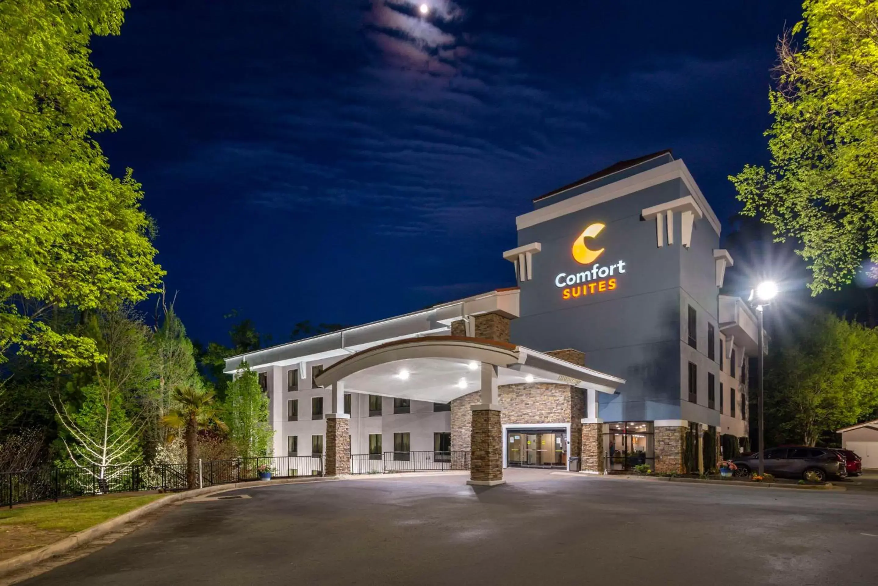 Property Building in Comfort Suites at Kennesaw State University