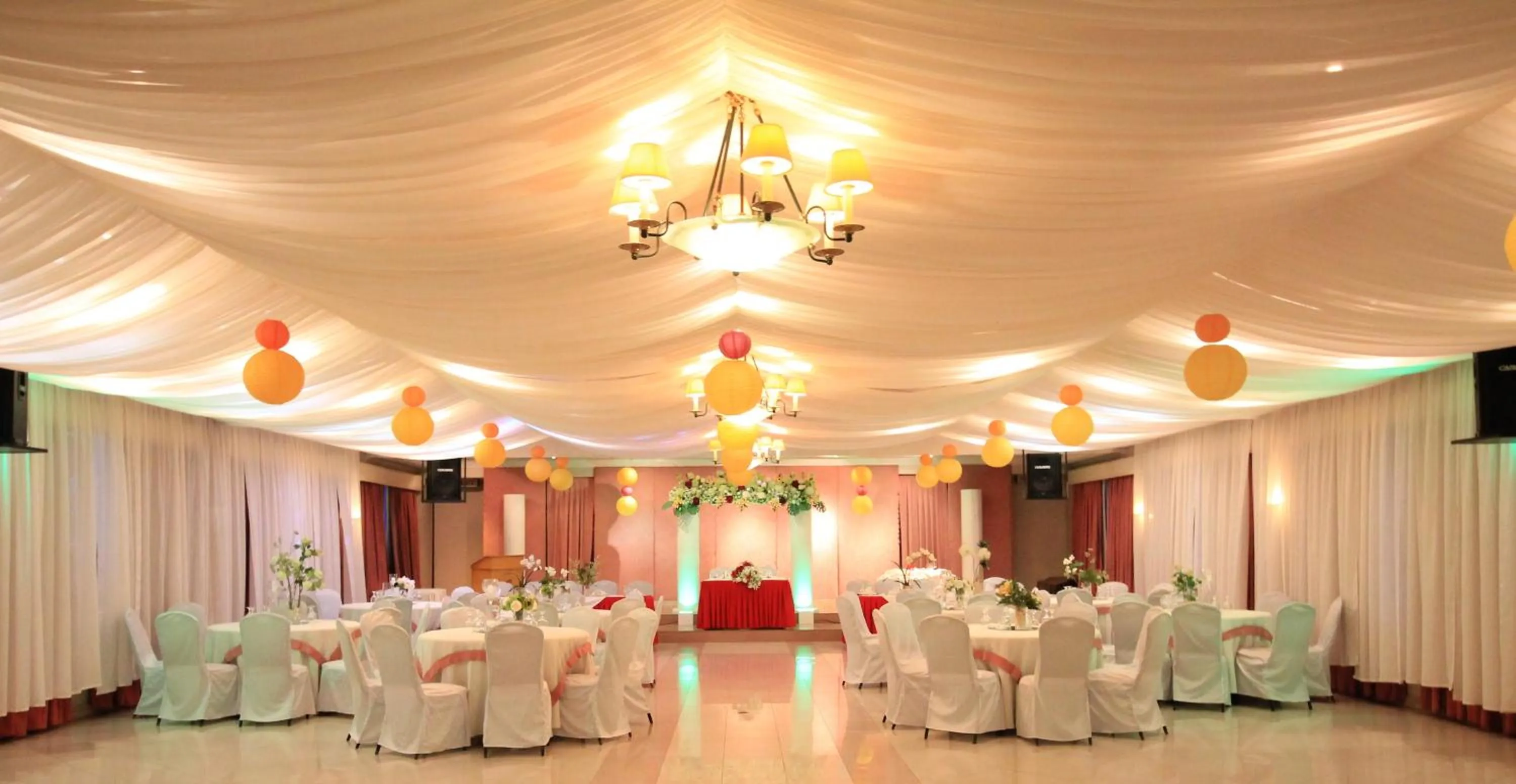 Banquet/Function facilities in Grand City Hotel Inc.
