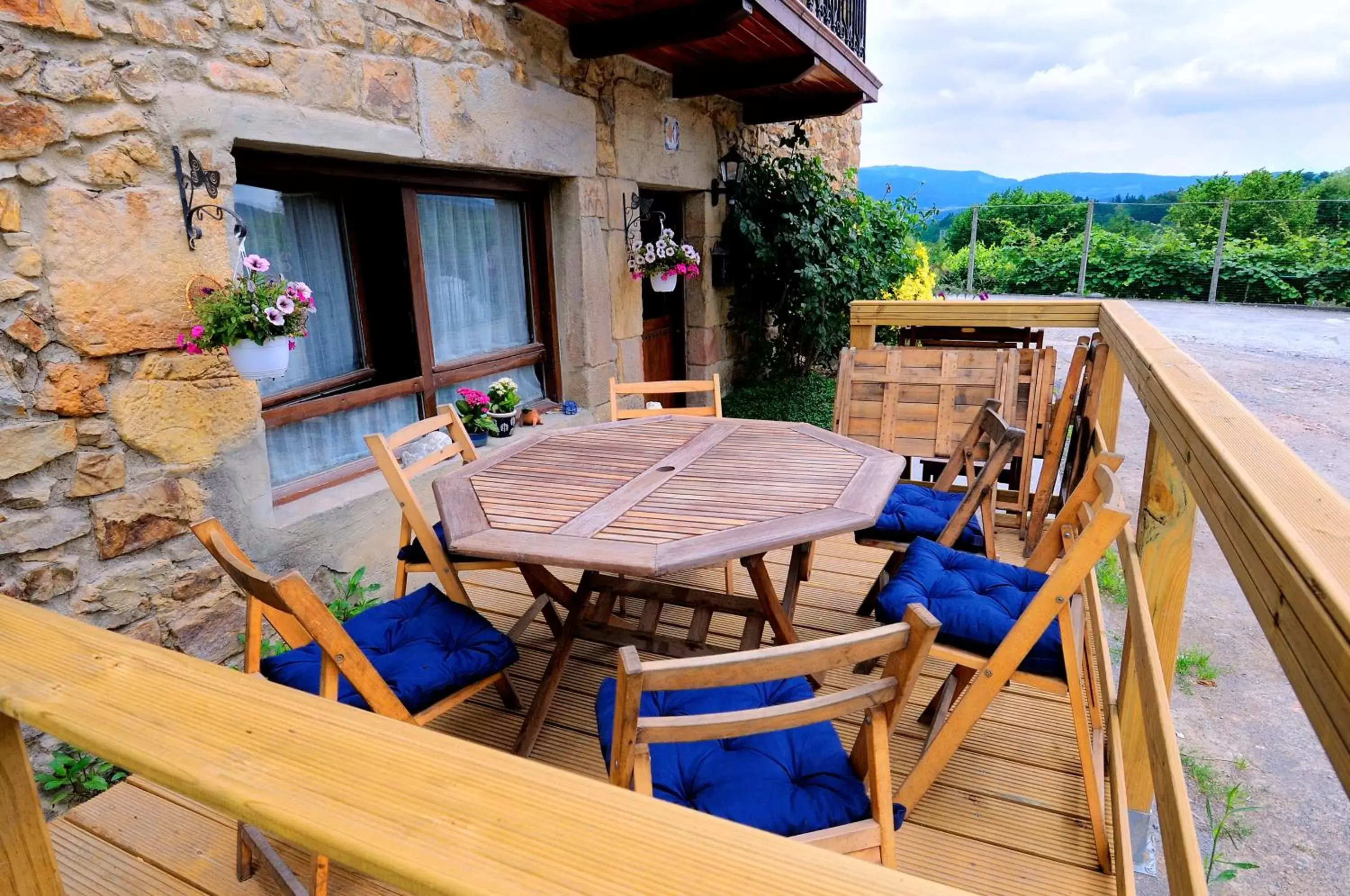 Balcony/Terrace in Eguzki B&B