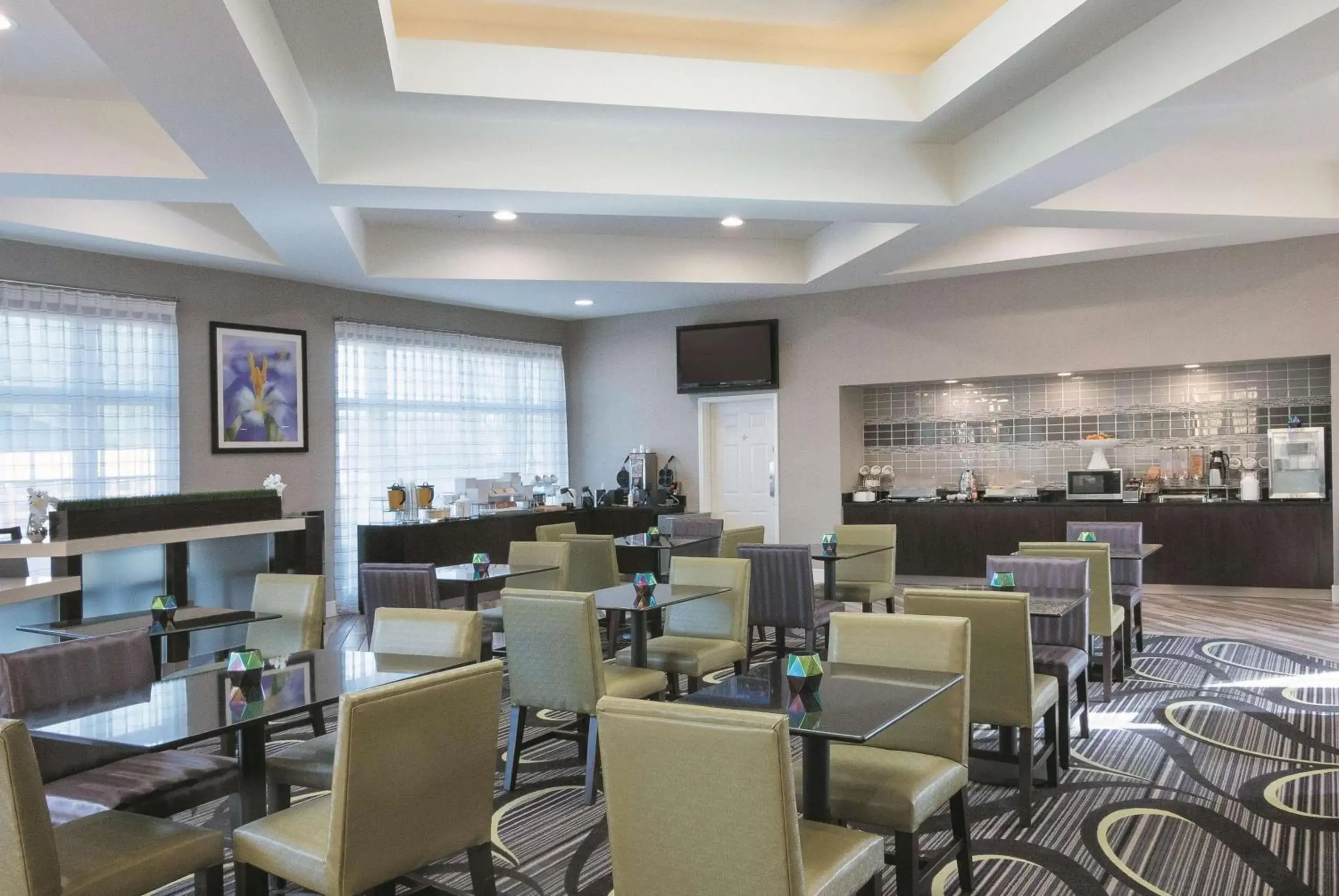 Restaurant/Places to Eat in La Quinta by Wyndham Orlando Airport North