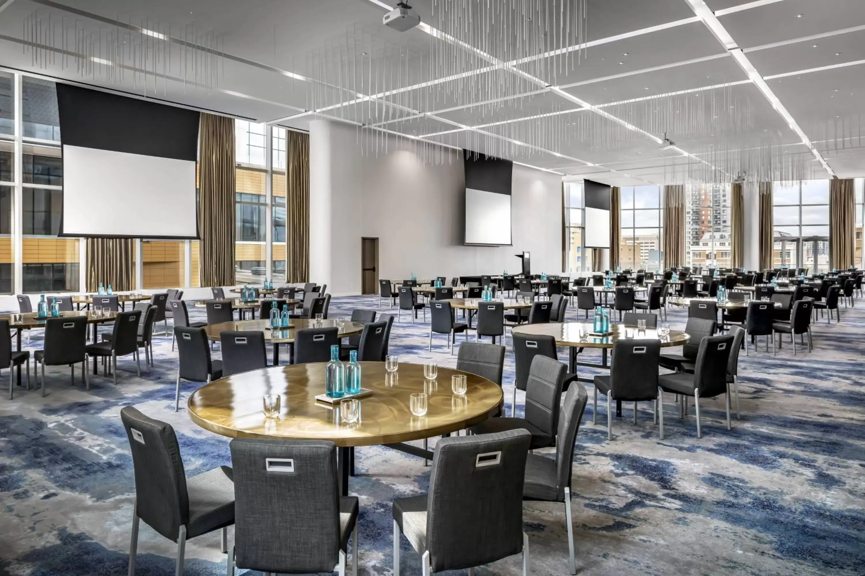 Meeting/conference room, Restaurant/Places to Eat in JW Marriott Edmonton ICE District