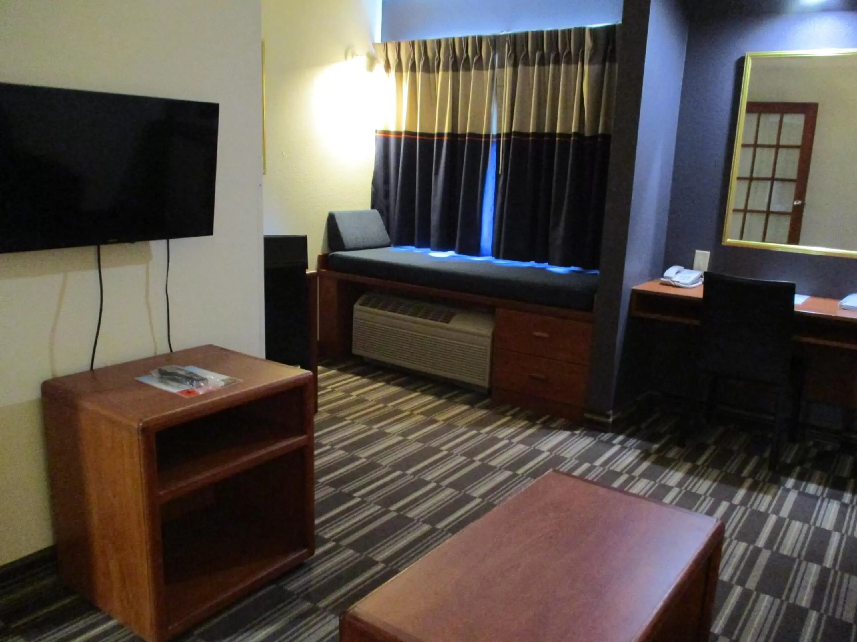 TV/Entertainment Center in Microtel Inn and Suites - Inver Grove Heights