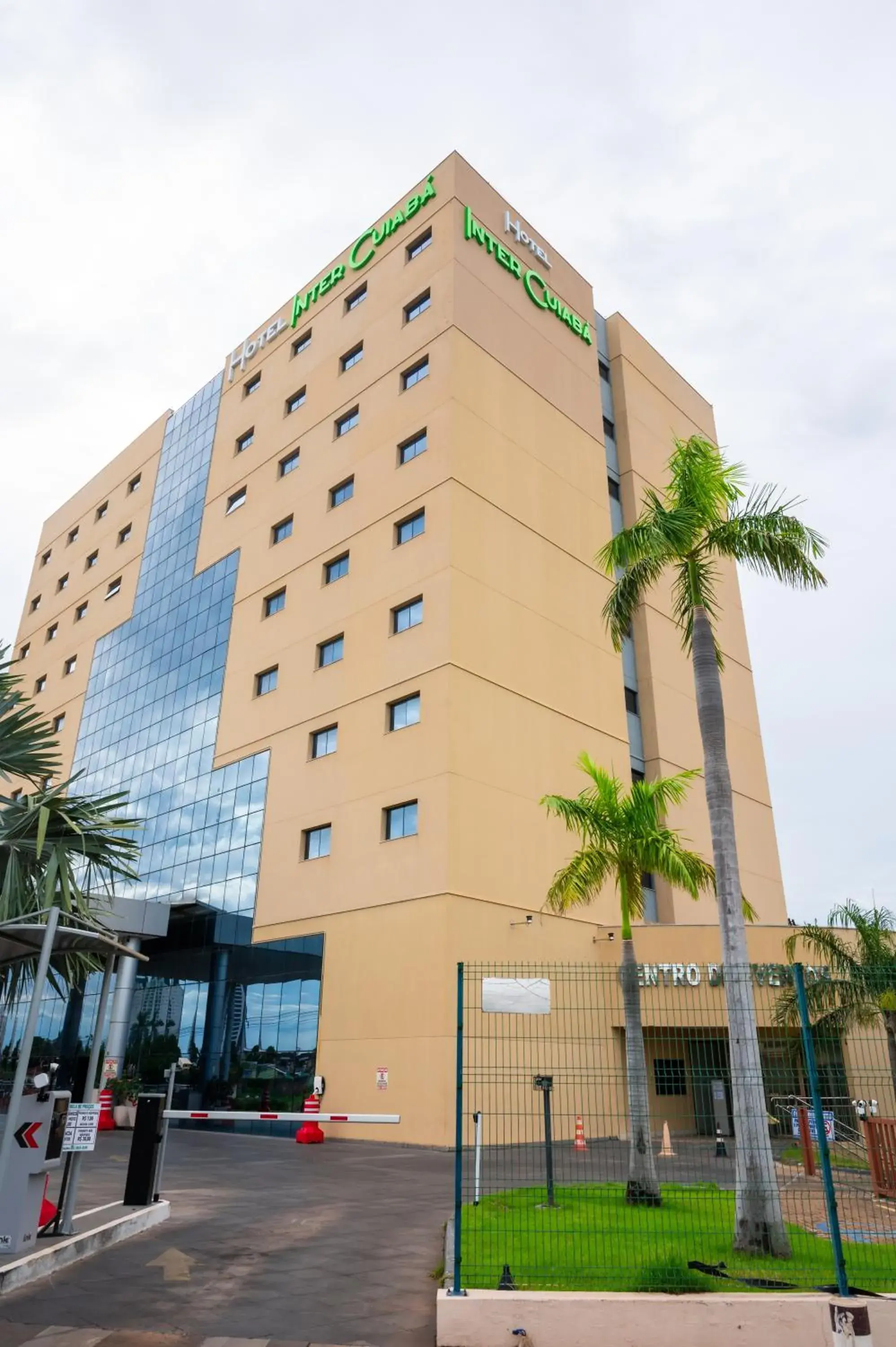 Property Building in Holiday Inn Cuiaba, an IHG Hotel