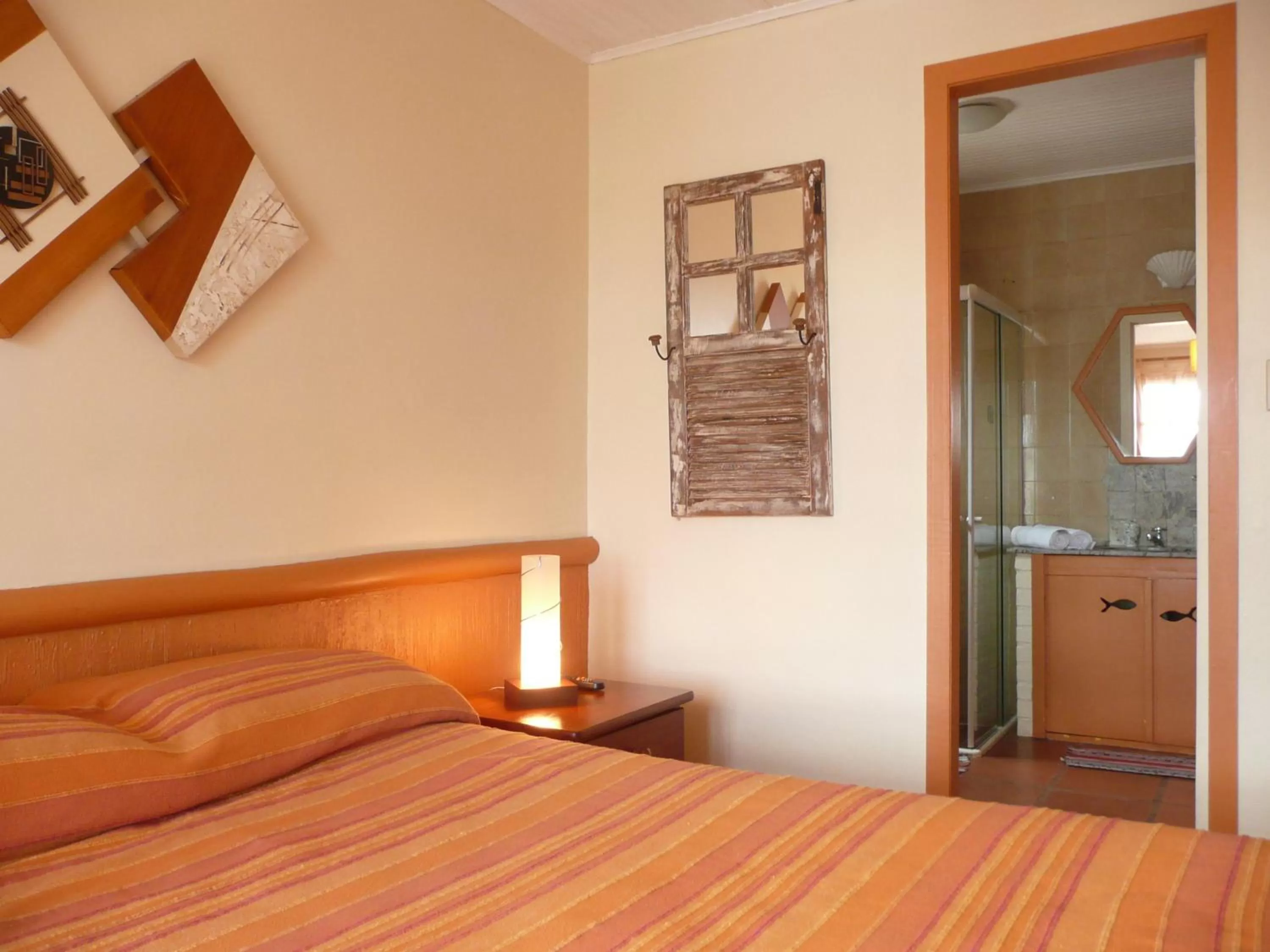 Day, Bed in Pousada L'escale