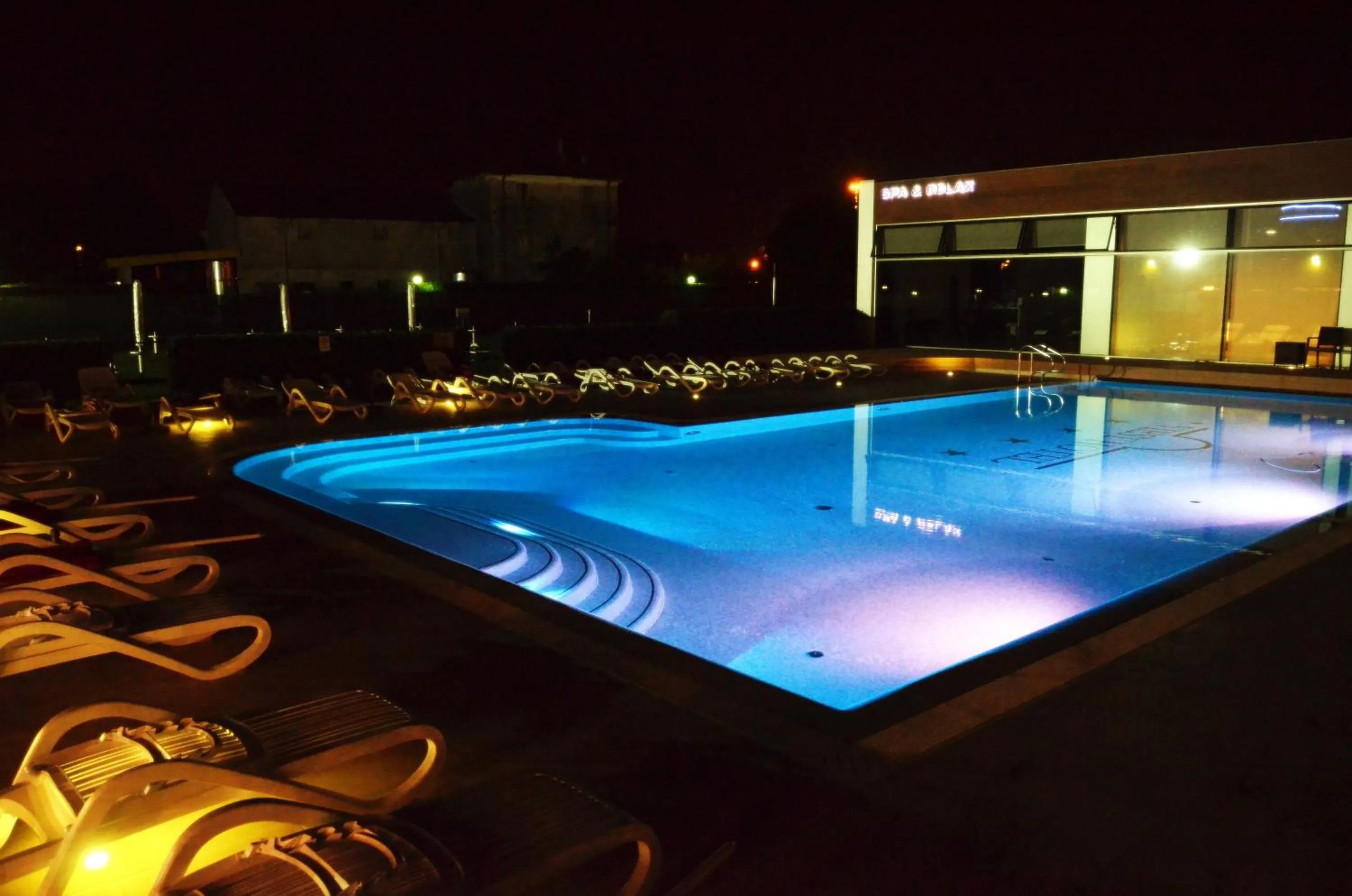 Swimming pool in Hotel Viest