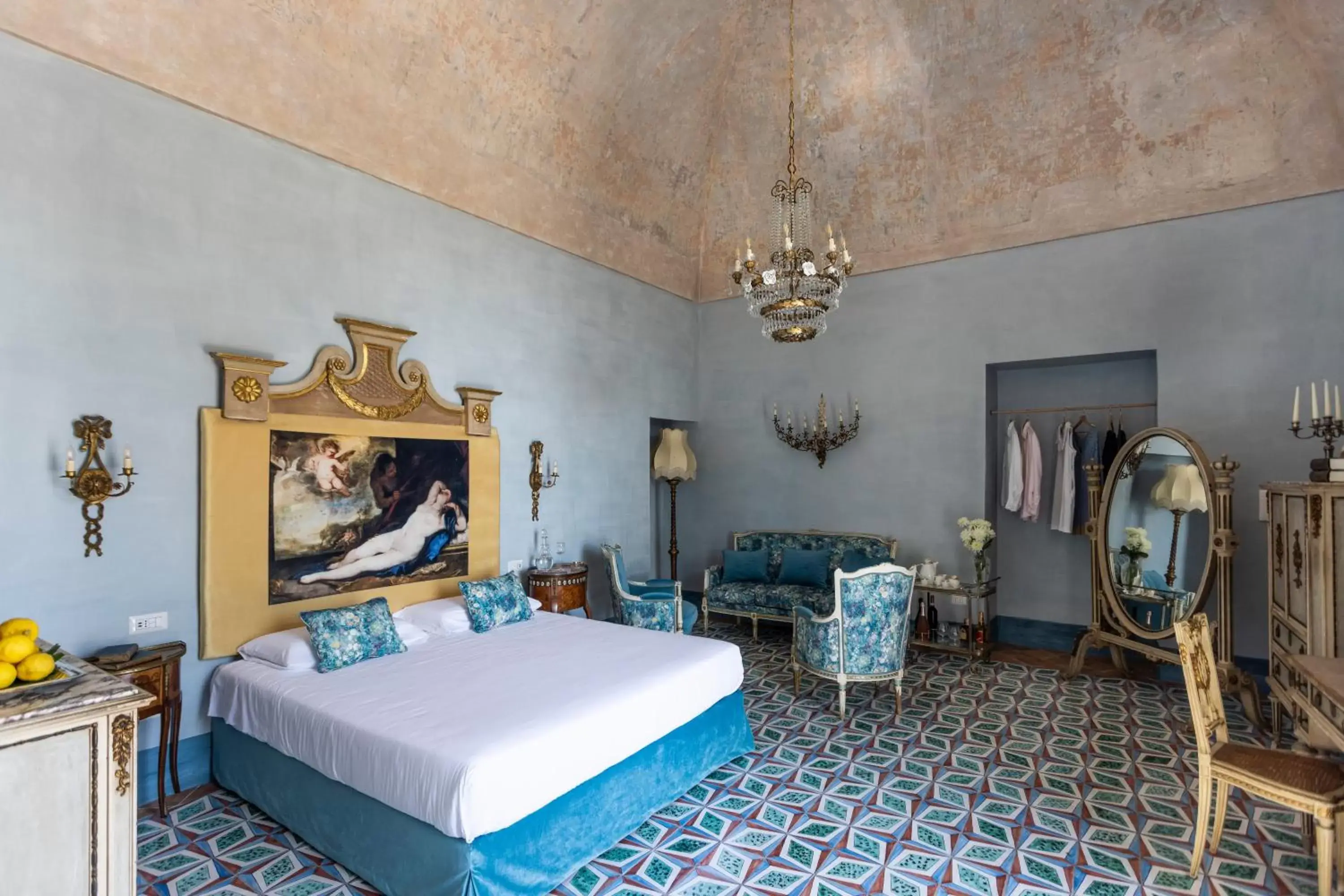 Bedroom, Bed in Villa Carafa De Cillis
