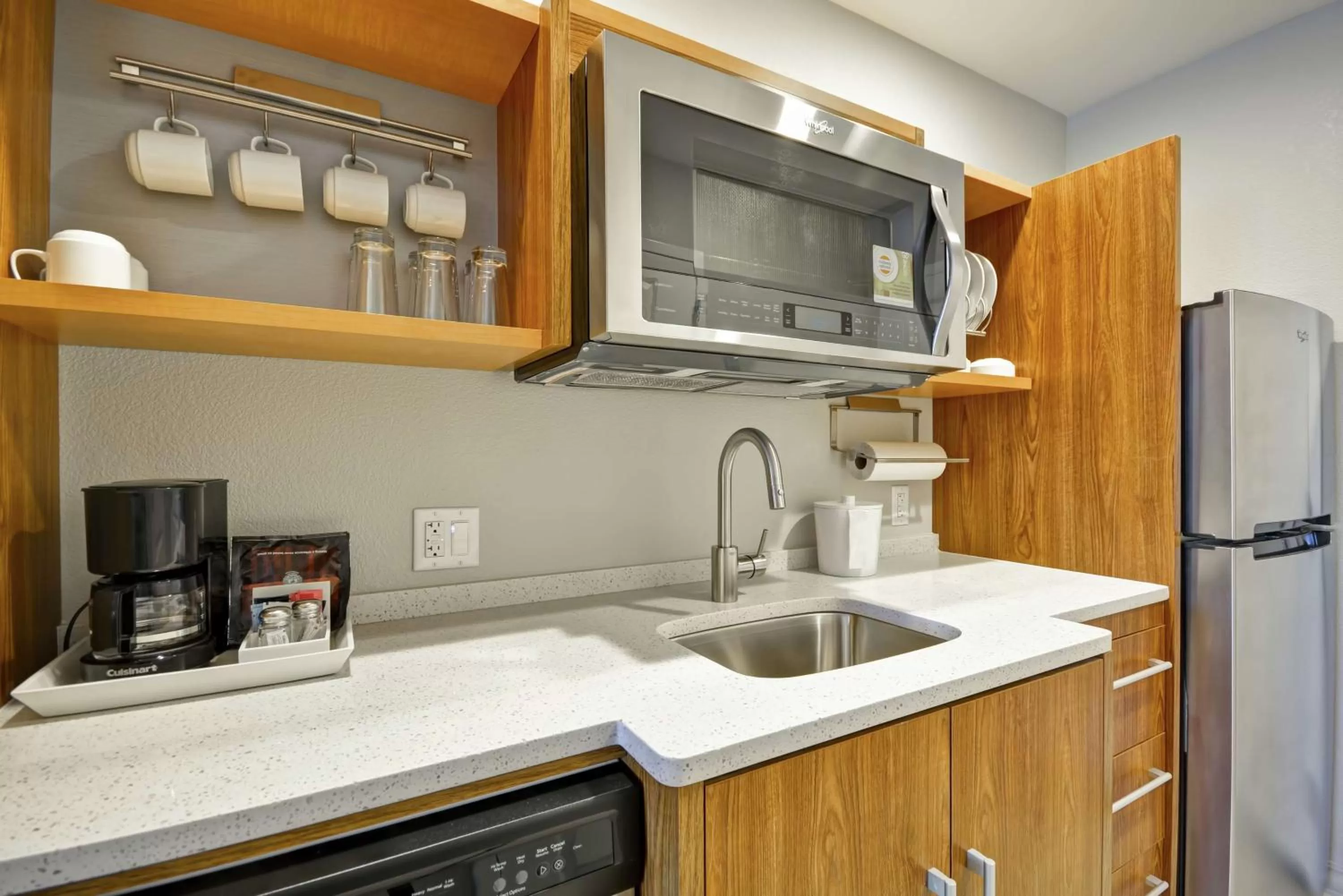 Kitchen or kitchenette in Home2 Suites By Hilton Evansville