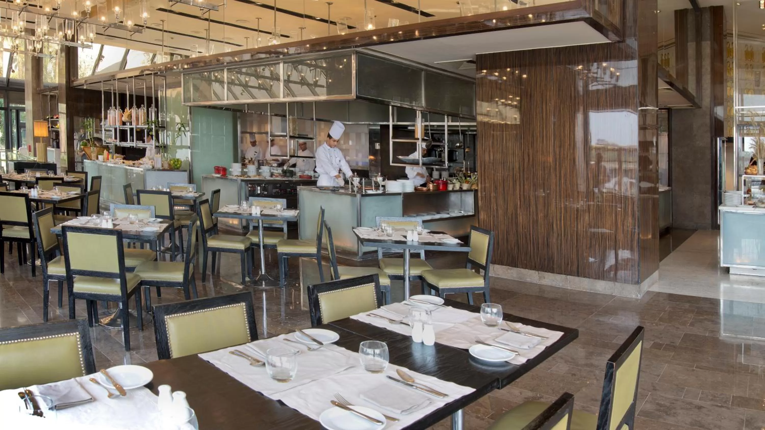 Restaurant/places to eat in InterContinental Cairo Semiramis by IHG