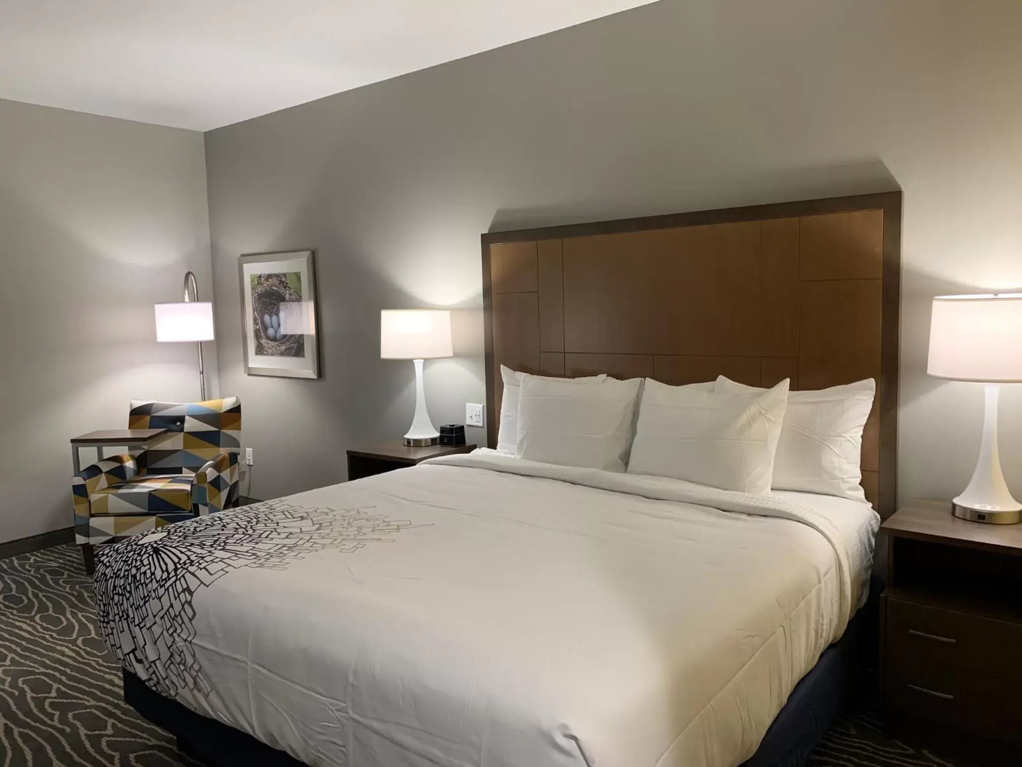 Photo of the whole room, Bed in La Quinta Inn & Suites by Wyndham Tifton