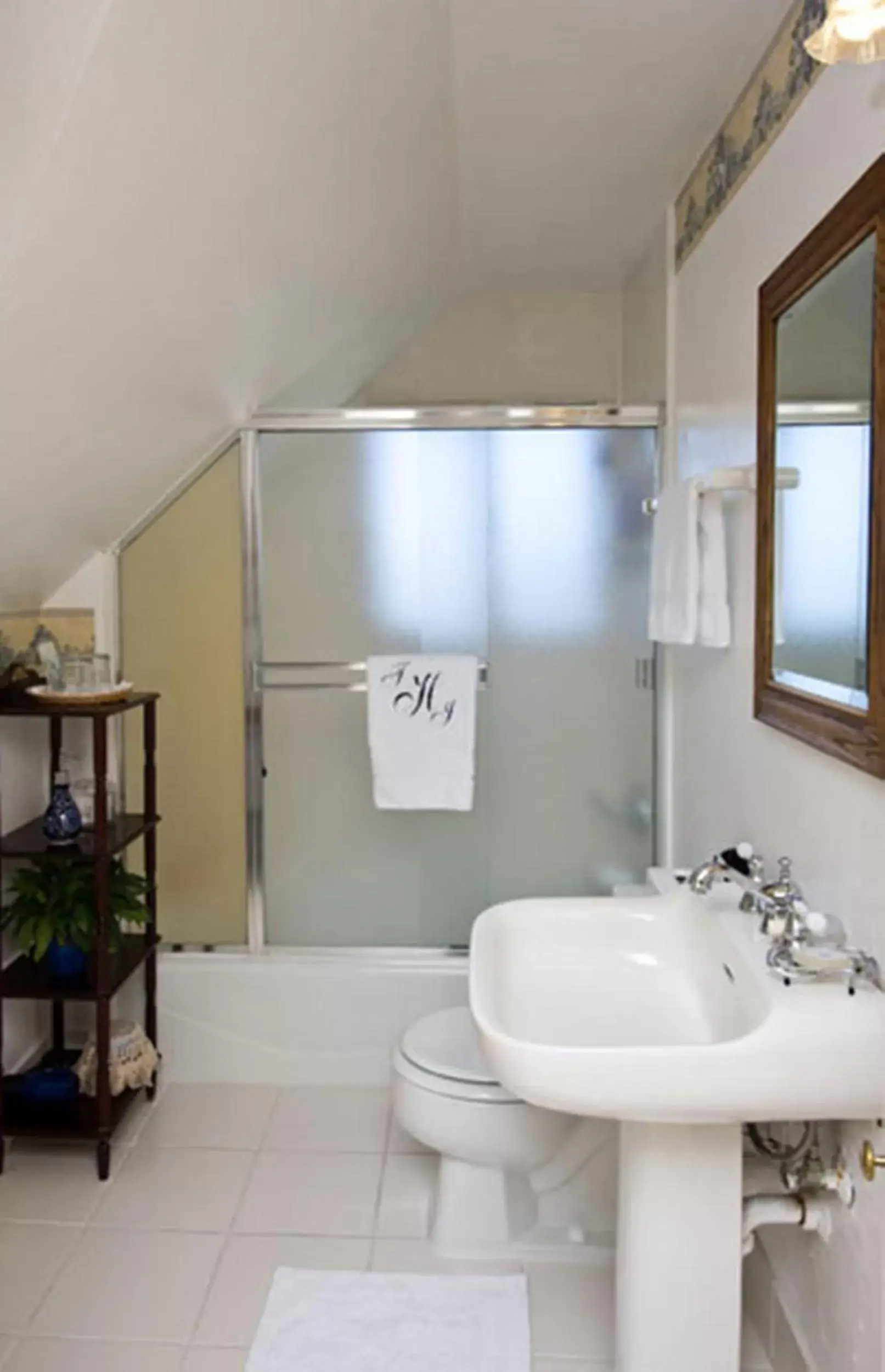 Bathroom in Headlands Inn Bed and Breakfast