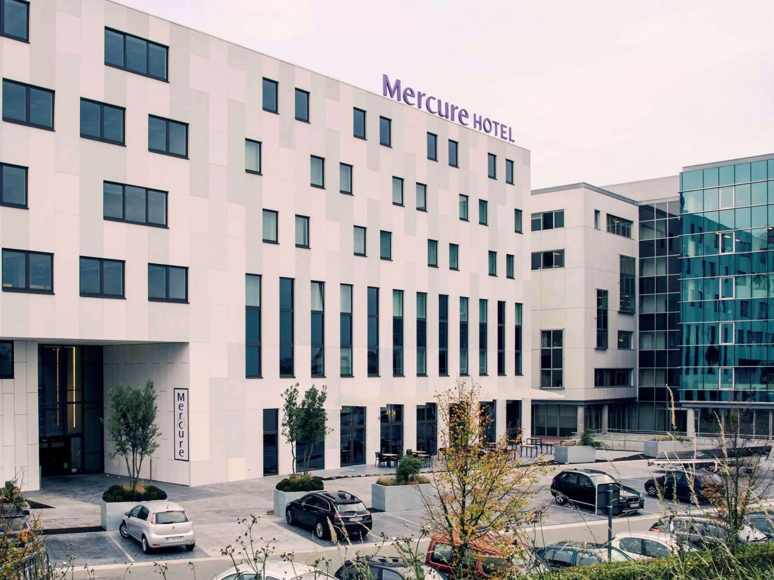 Property building in Mercure Roeselare