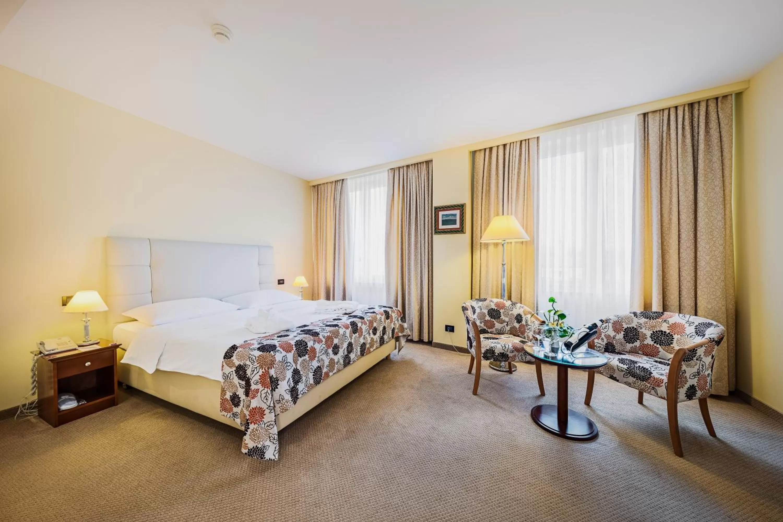 Photo of the whole room, Bed in Hotel Dubrovnik