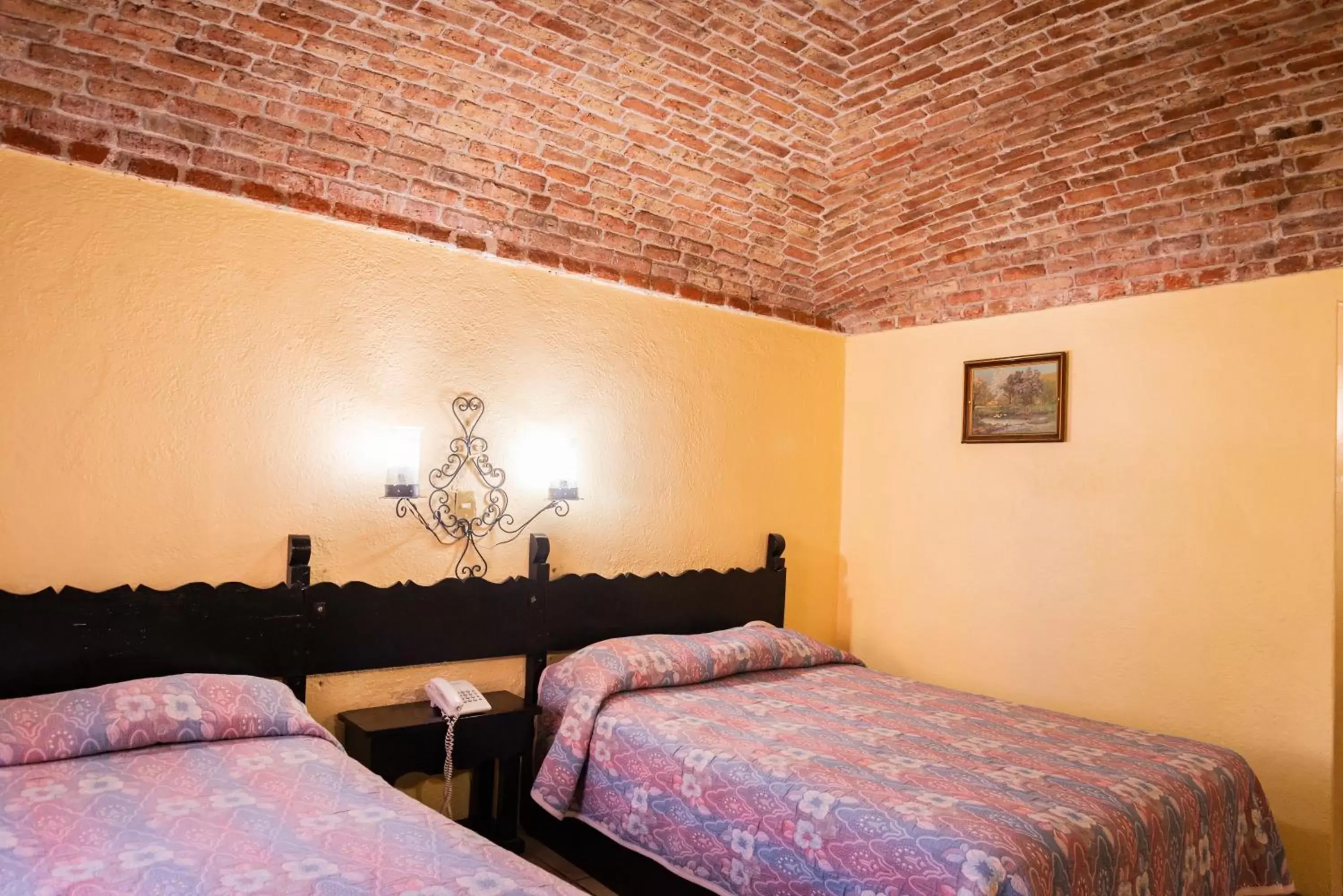 Photo of the whole room, Bed in Hotel Hacienda de Cobos