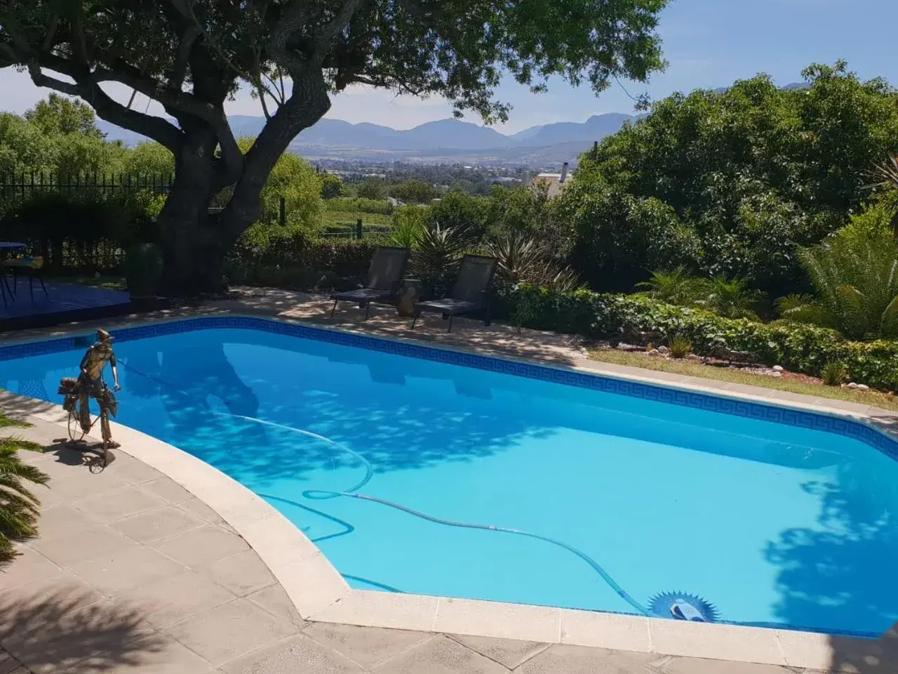 Swimming Pool in De Wingerd Wijnland Lodge