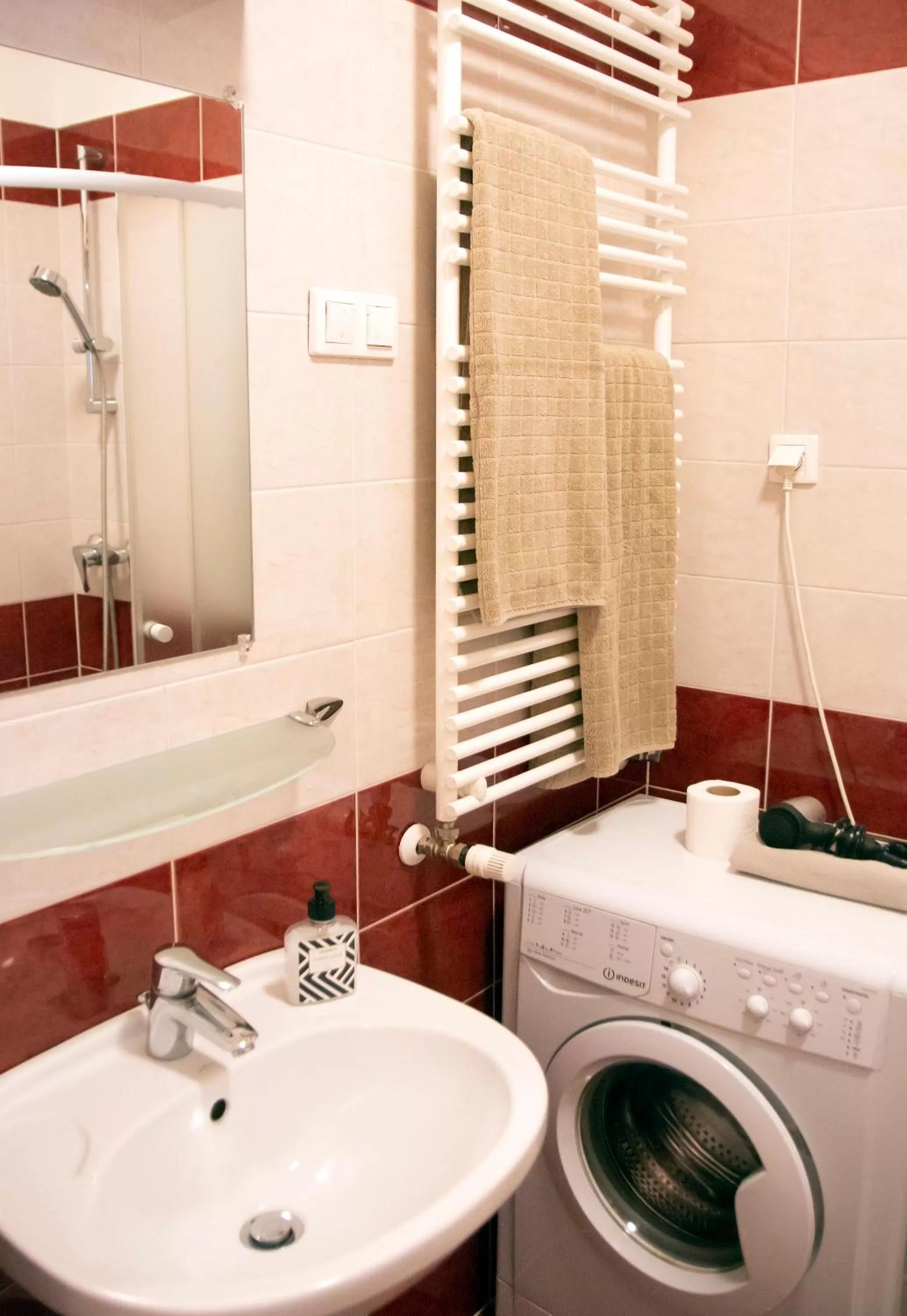 Bathroom in Keleti Aparthotel