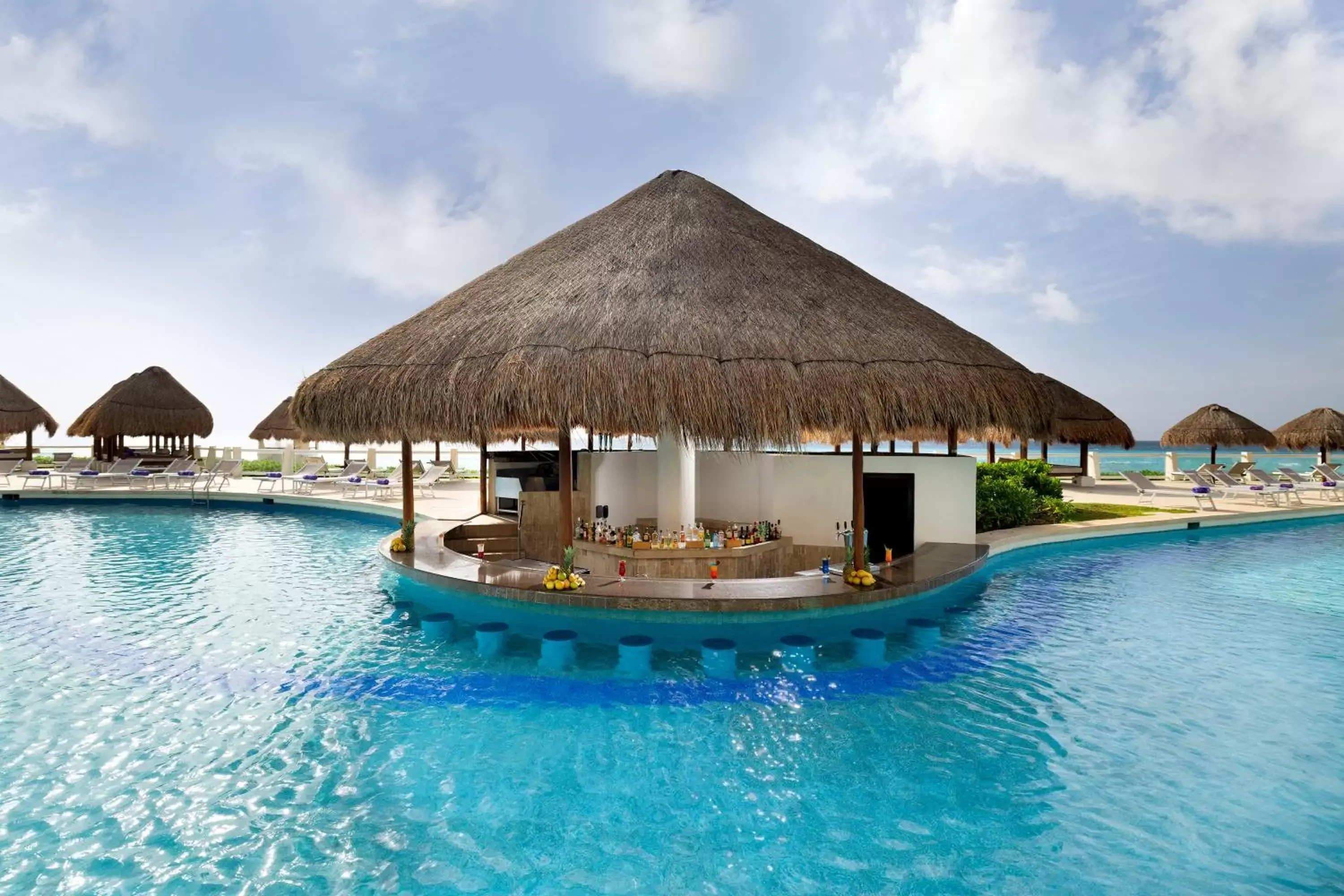 Pool view, Swimming Pool in Paradisus Cancun All Inclusive