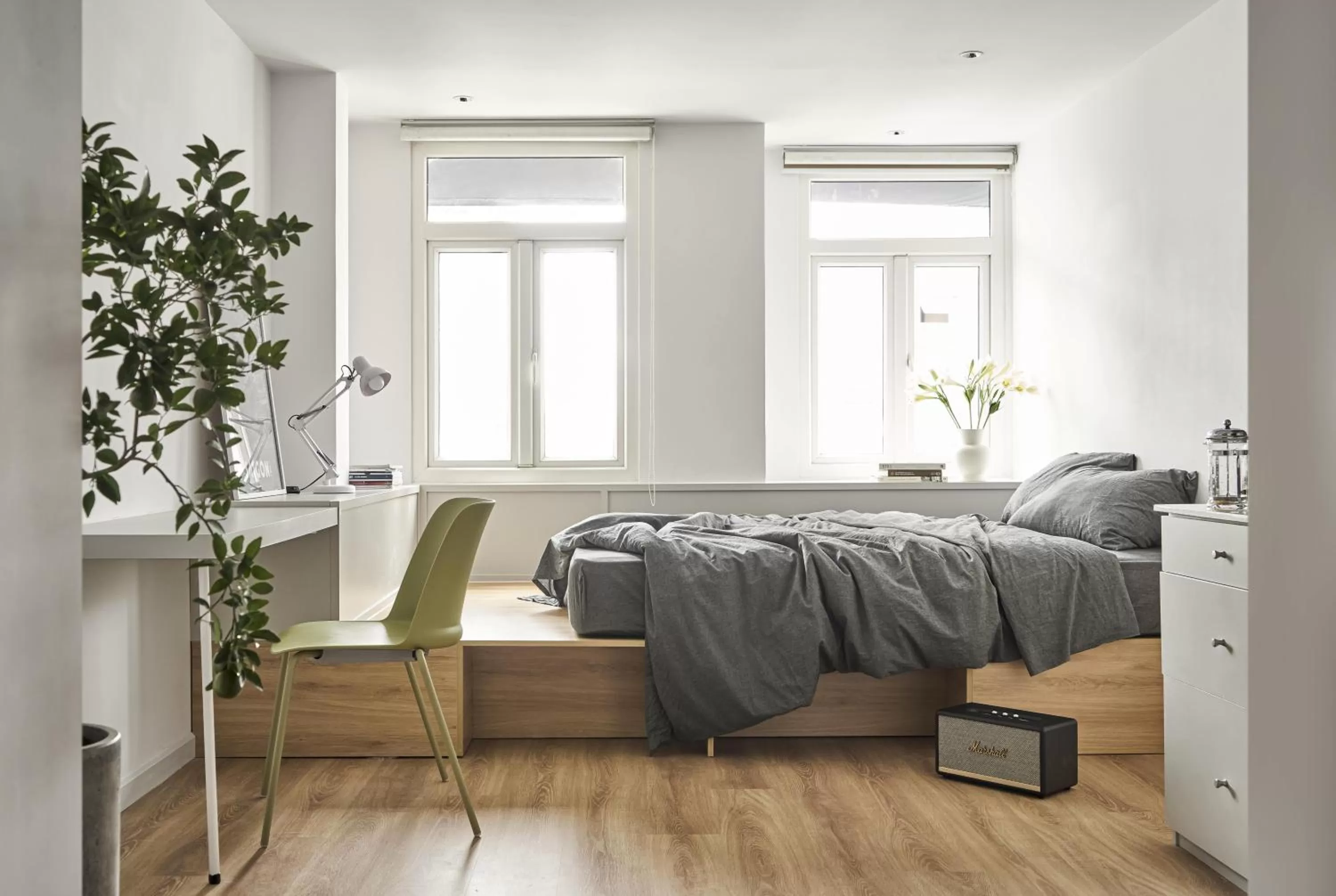 Photo of the whole room, Bed in Express by M Village Đông Du