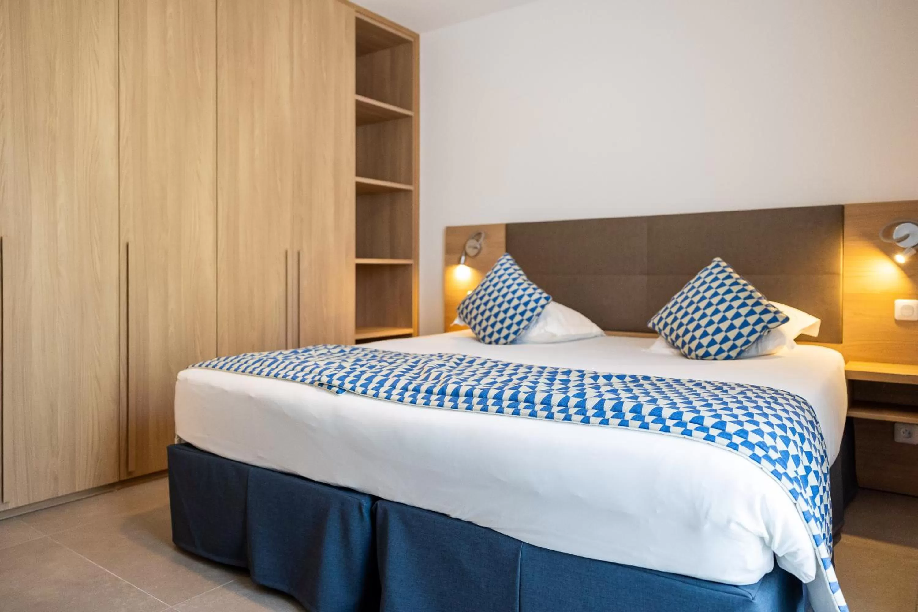 Bed in Hôtel Le Bastia