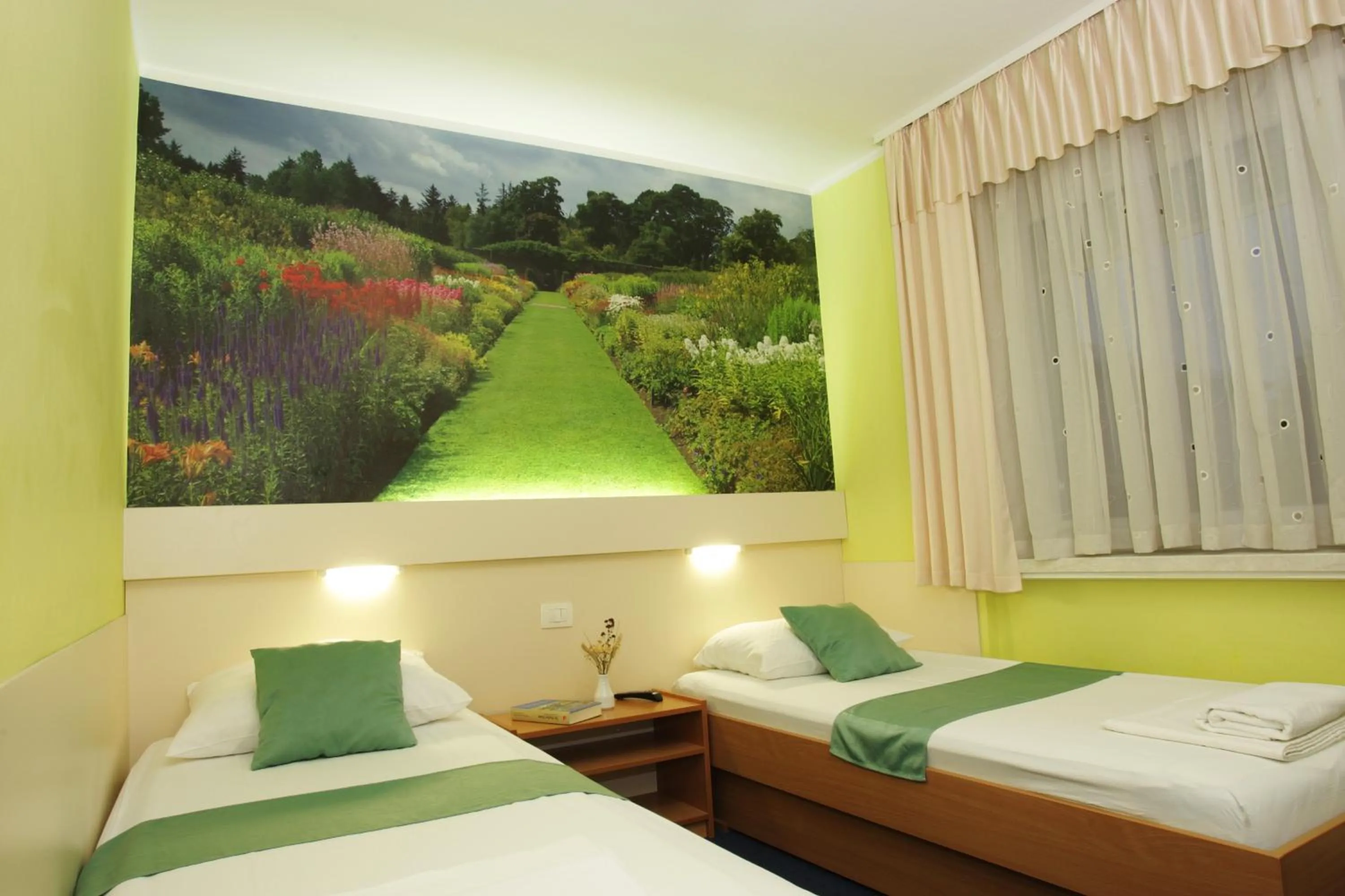 Bed in Hotel Tabor Maribor
