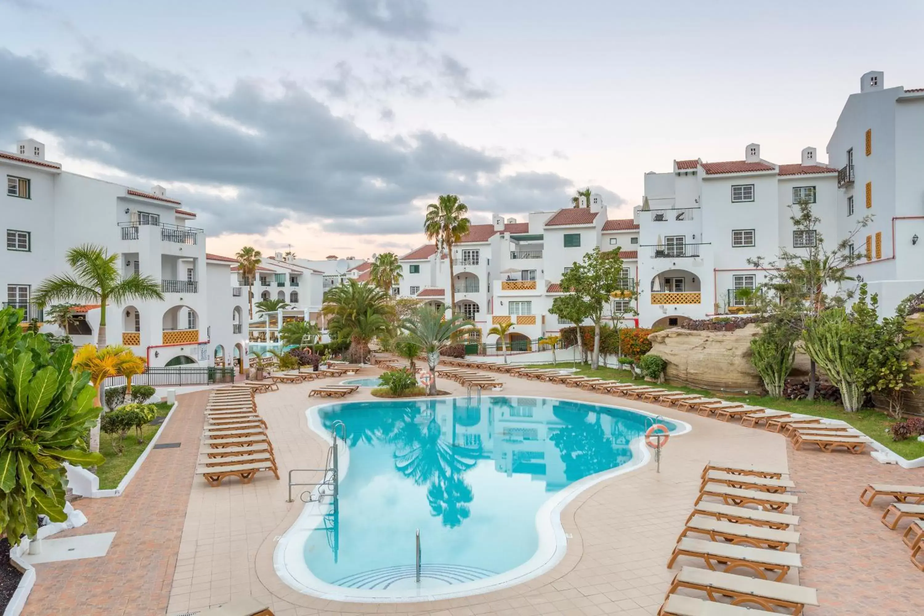 Swimming Pool in Sunset Harbour Club