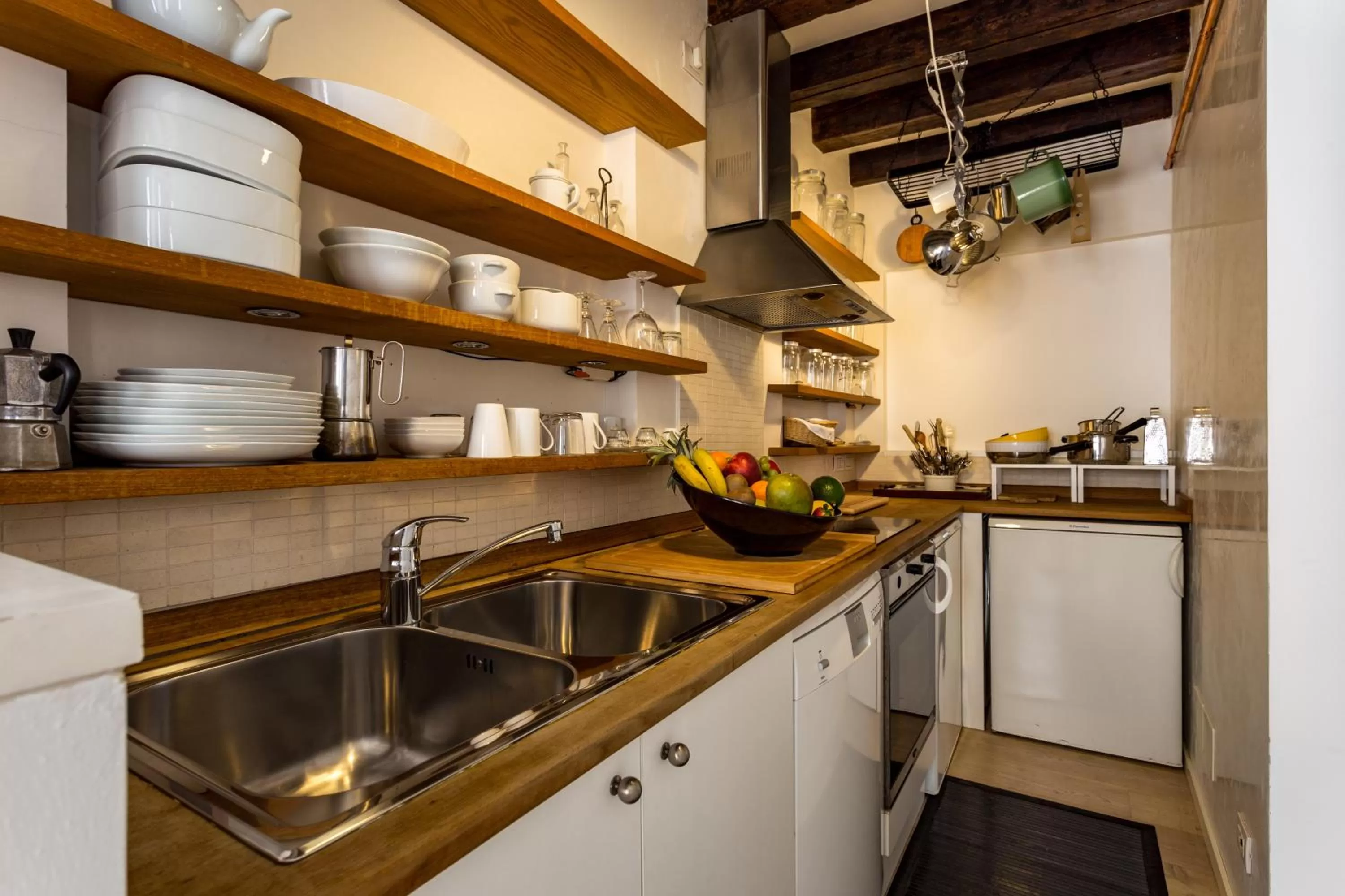 Kitchen or kitchenette in Hotel Tiziano