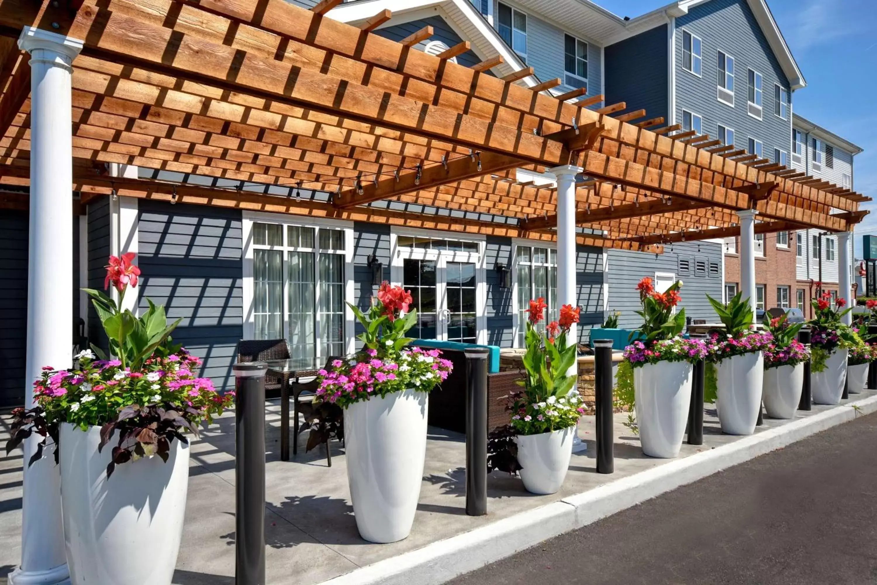 Property building, Banquet Facilities in Homewood Suites by Hilton Hartford / Southington CT