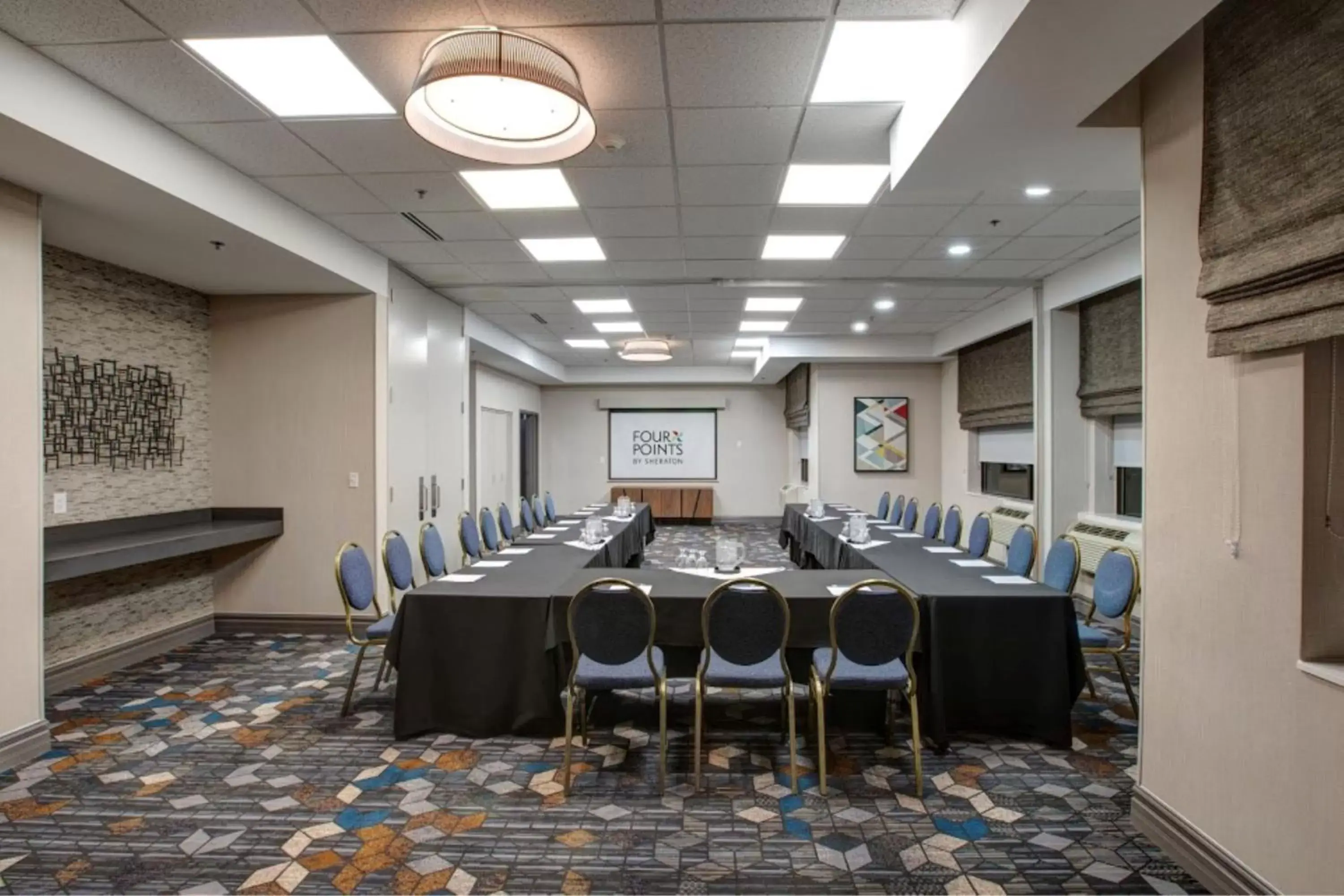 Meeting/conference room in Four Points by Sheraton St. Catharines Niagara Suites