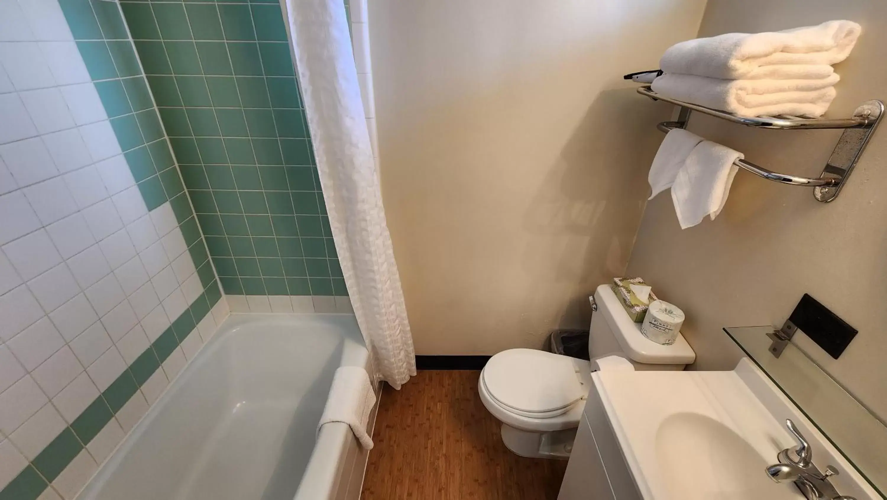 Toilet, Bathroom in Stay Hotel Waikiki