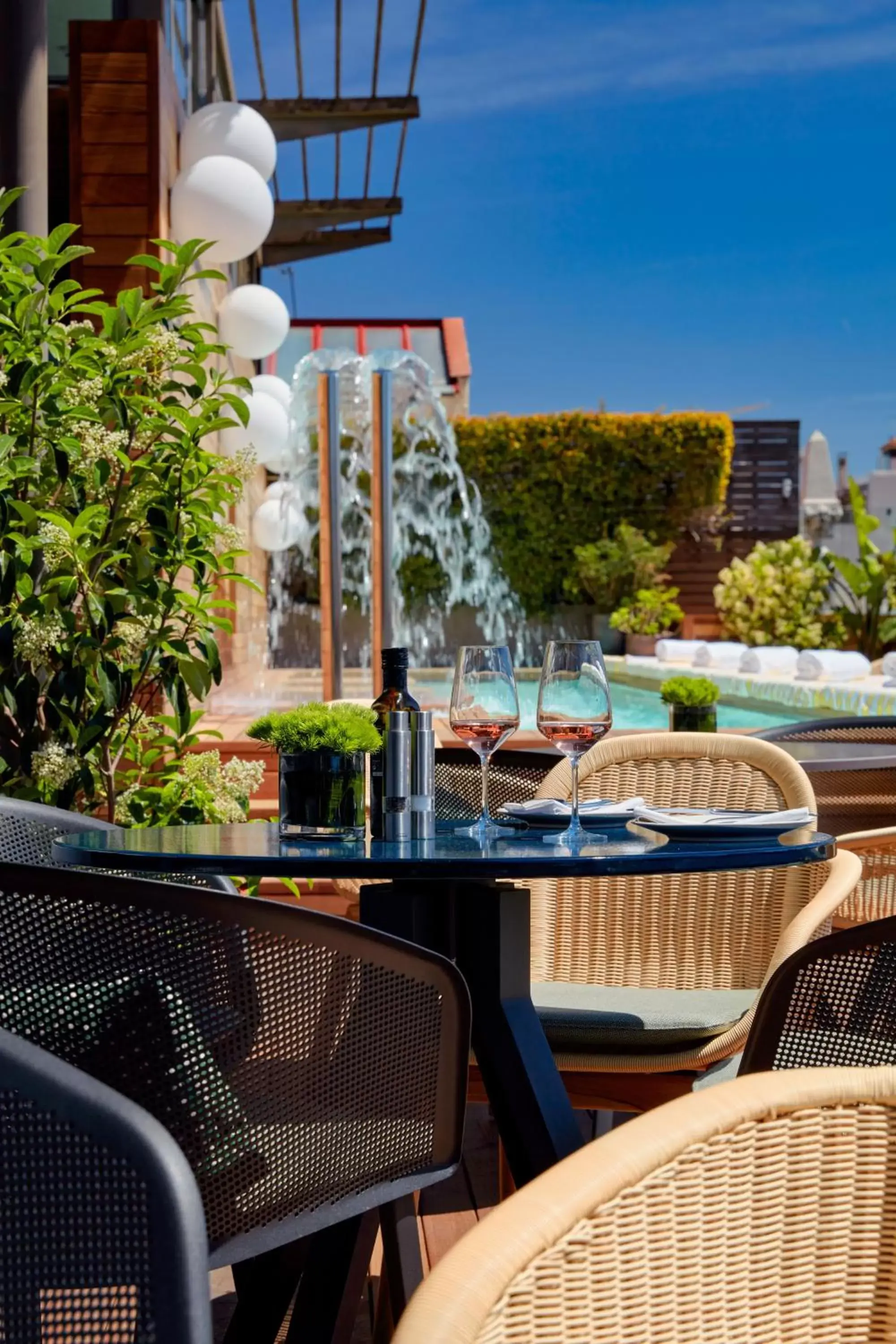 Restaurant/places to eat in Sir Victor Hotel, part of Sircle Collection Restaurant/places to eat in Sir Victor Hotel, part of Sircle Collection