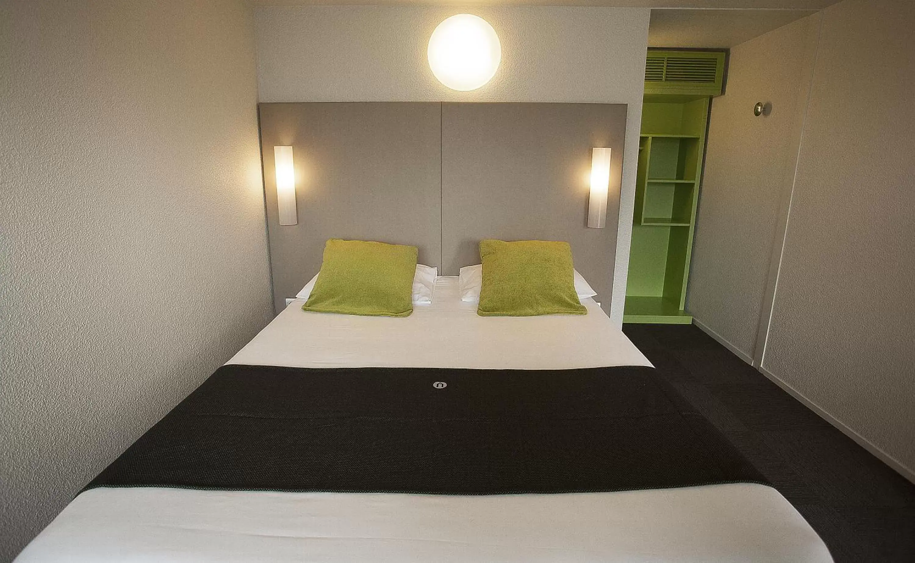 Bedroom, Bed in Campanile Mulhouse - Morschwiller