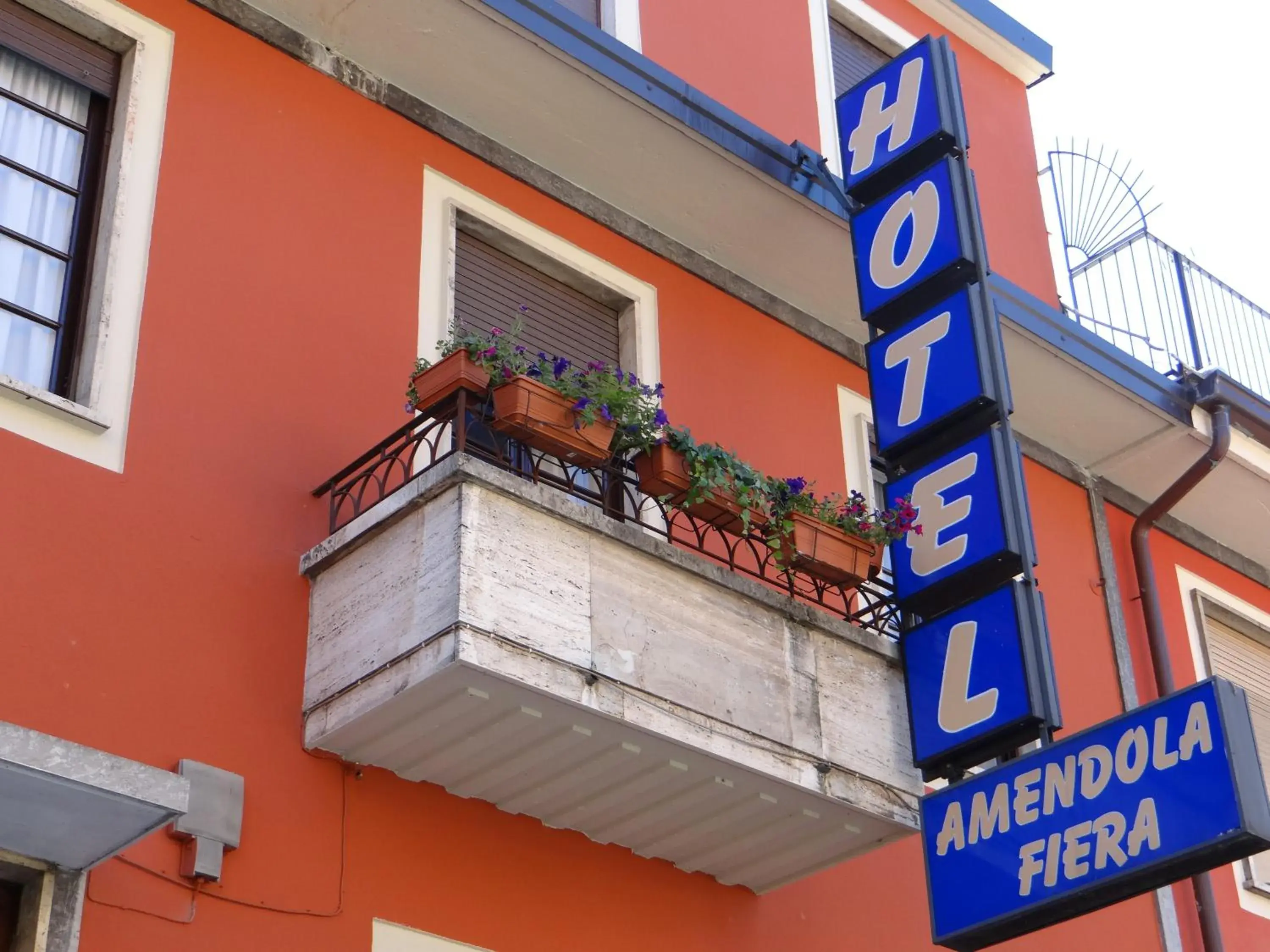 Facade/entrance in Hotel Amendola Fiera