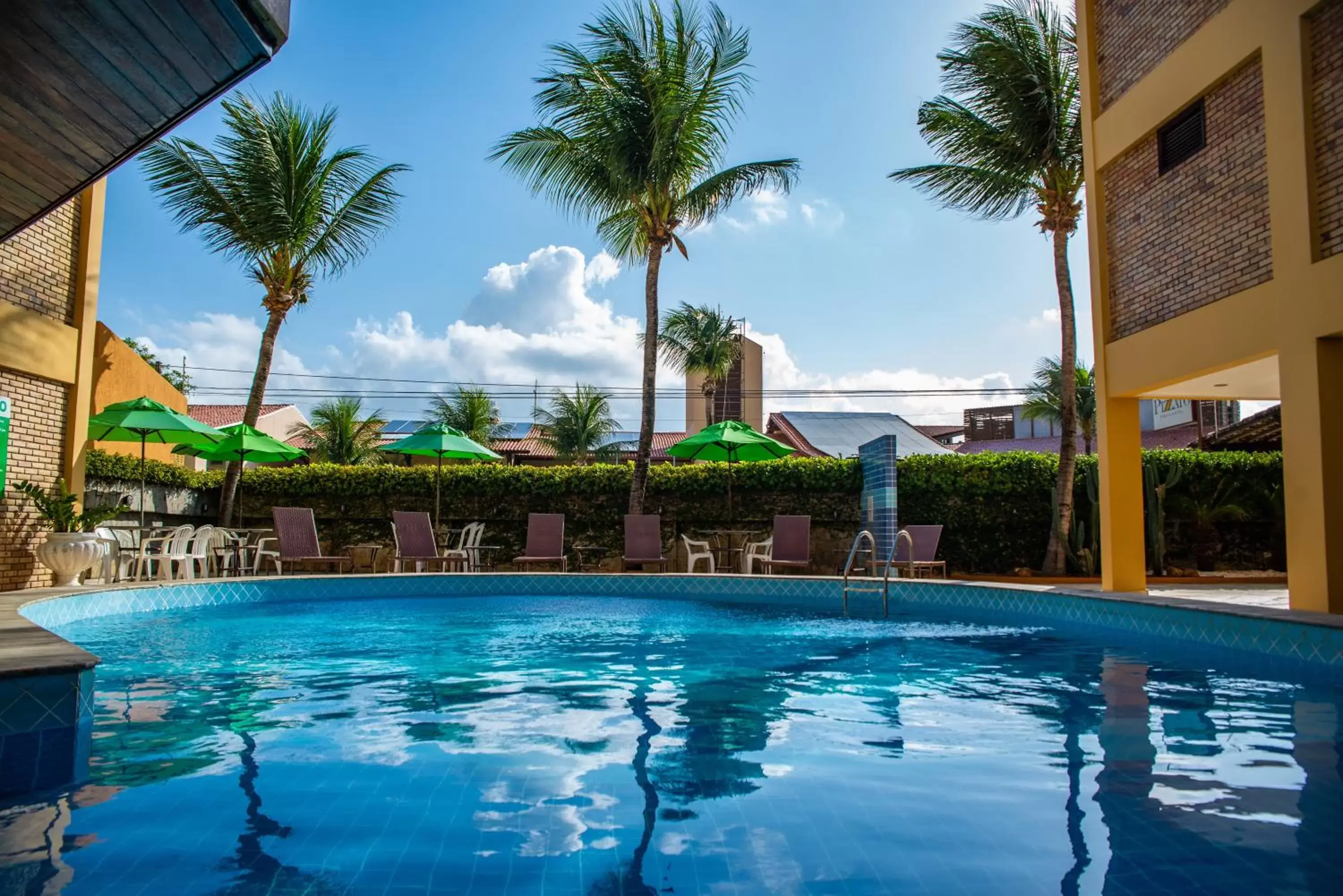 Swimming Pool in Pizzato Praia Hotel