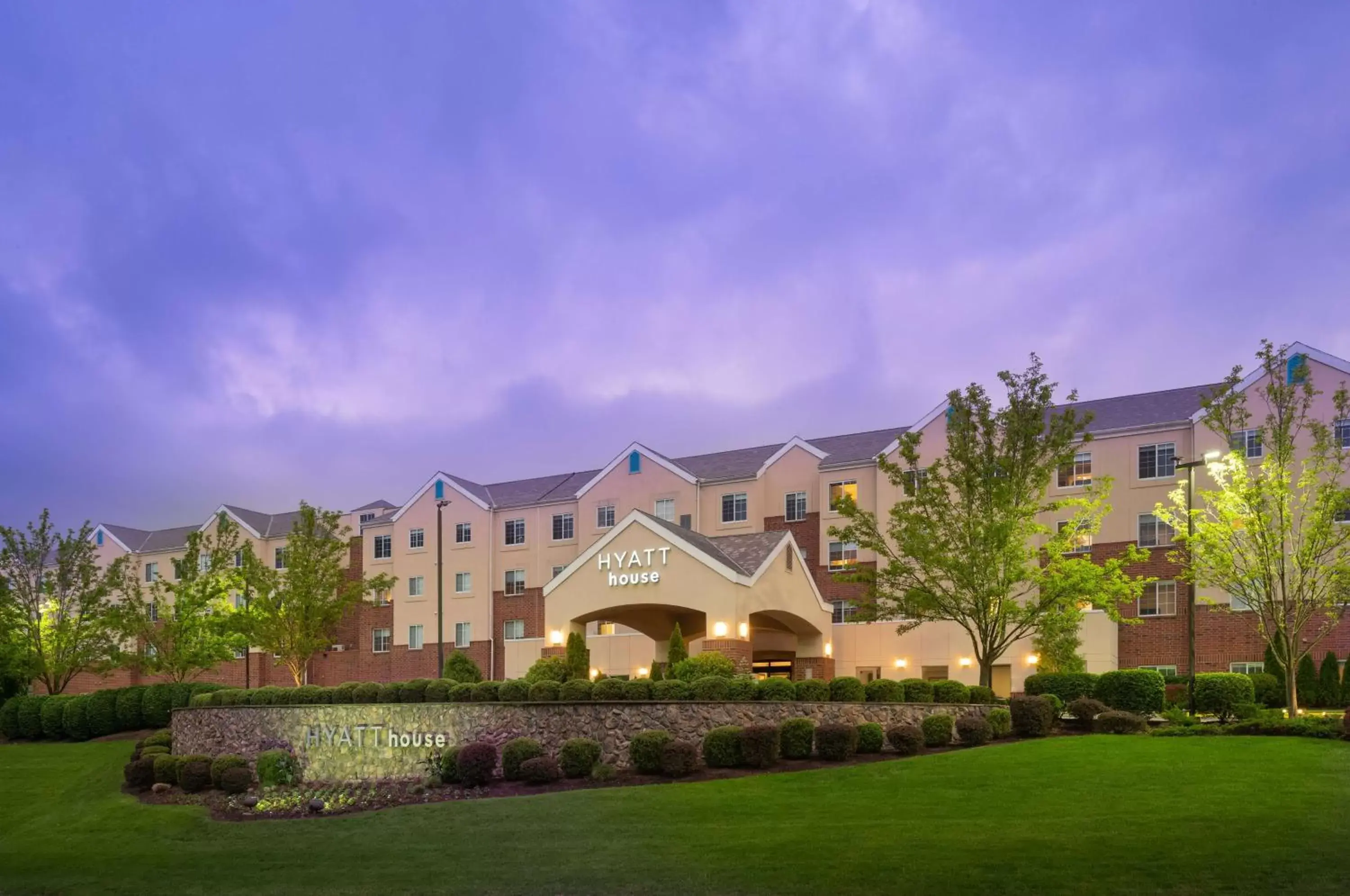 Property building in Hyatt House White Plains Property building in Hyatt House White Plains