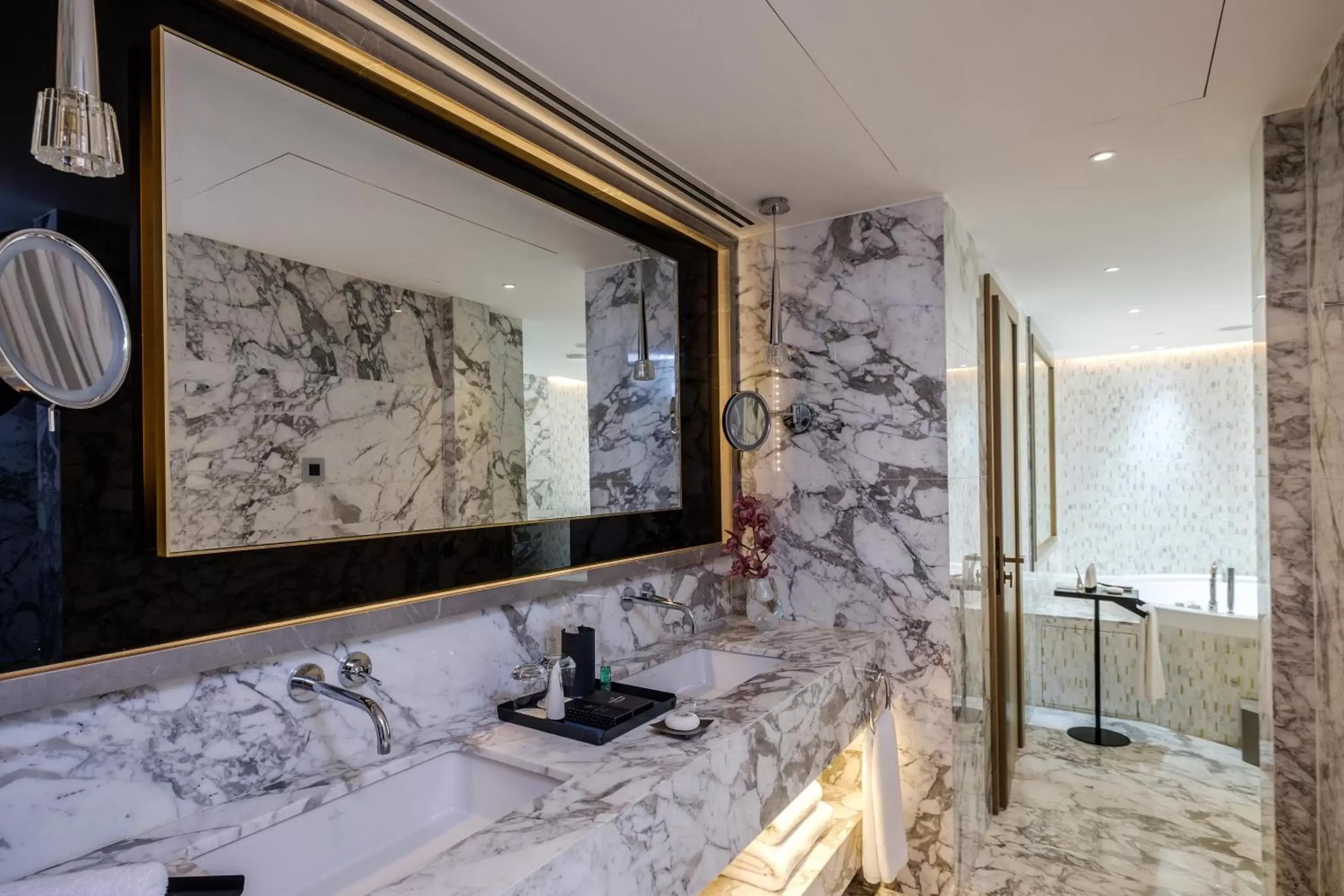 Bathroom in Parklane, a Luxury Collection Resort & Spa, Limassol