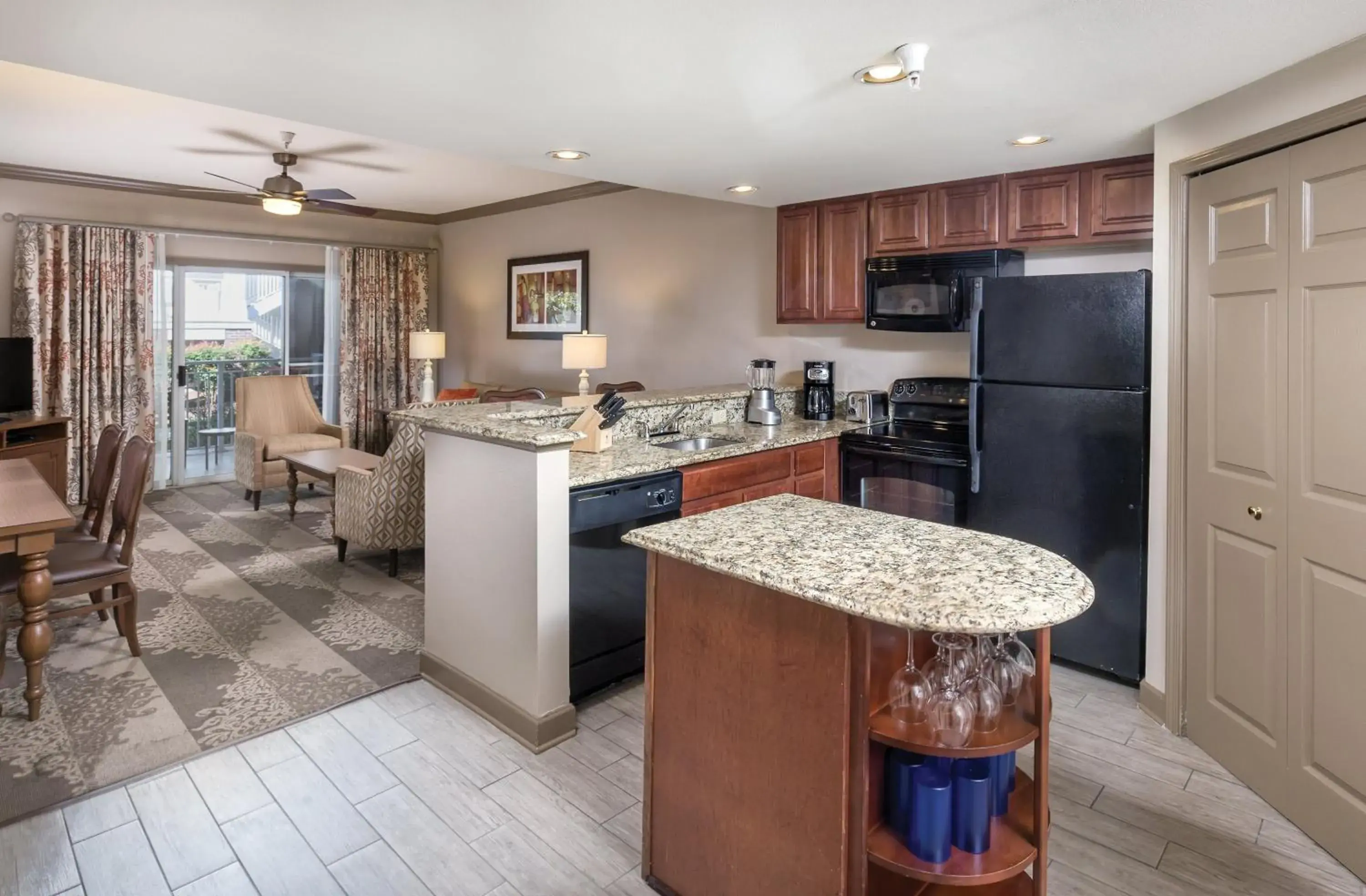 Kitchen or kitchenette, Kitchen/Kitchenette in Wyndham Vacation Resorts - Nashville