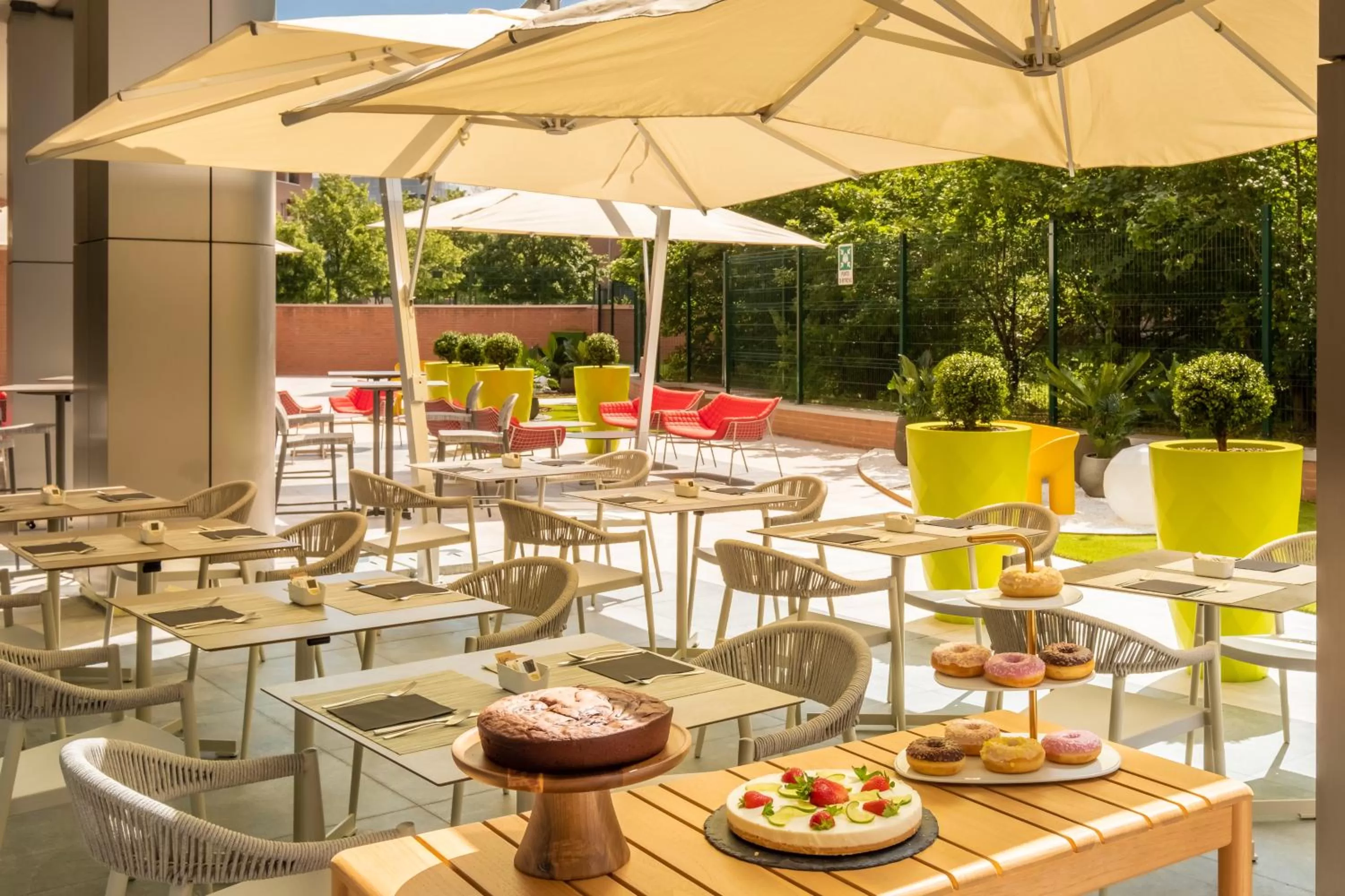 Patio in Savhotel Fiera Bologna