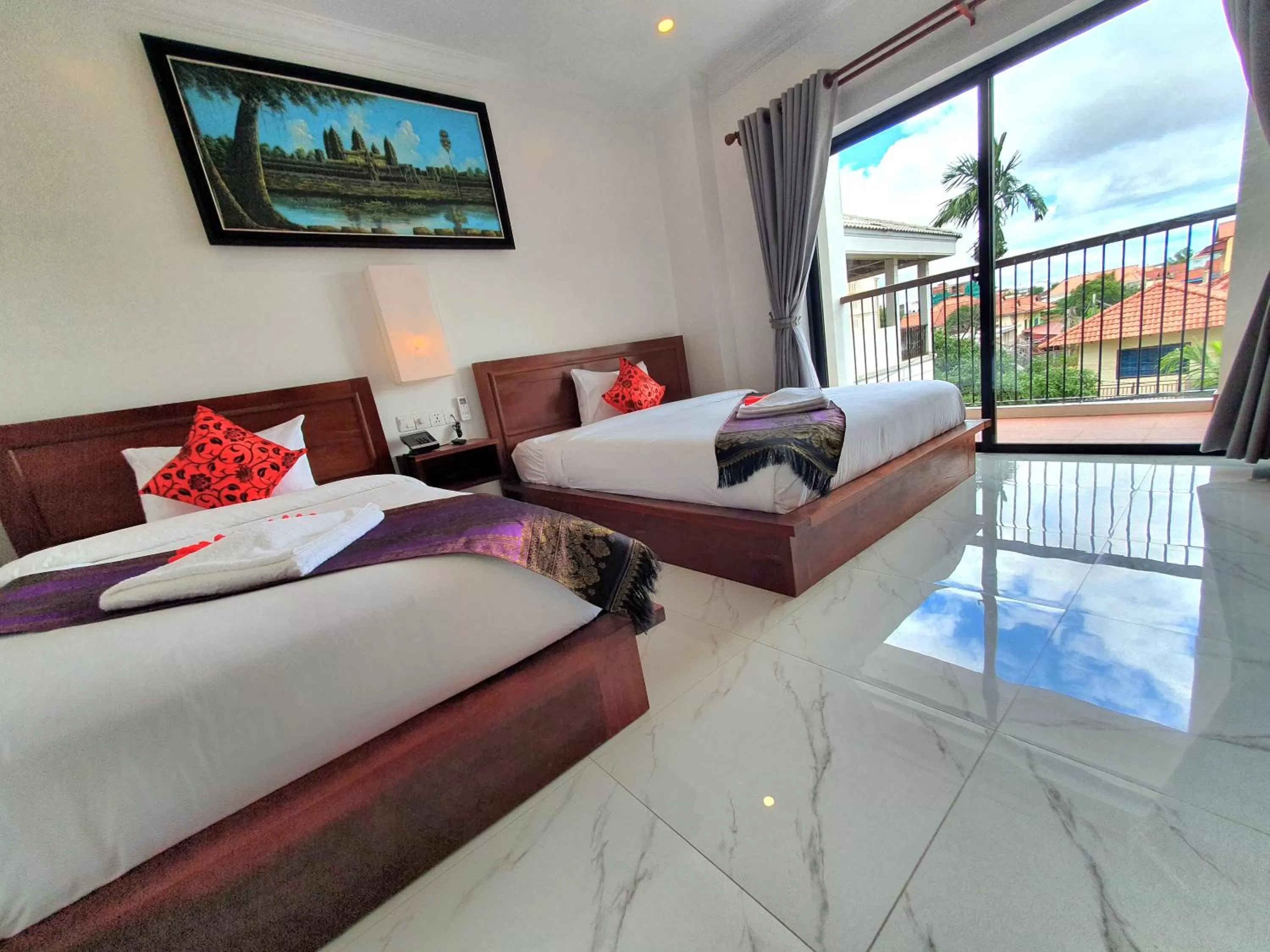 Balcony/Terrace, Bed in Long Night Siem Reap Hotel