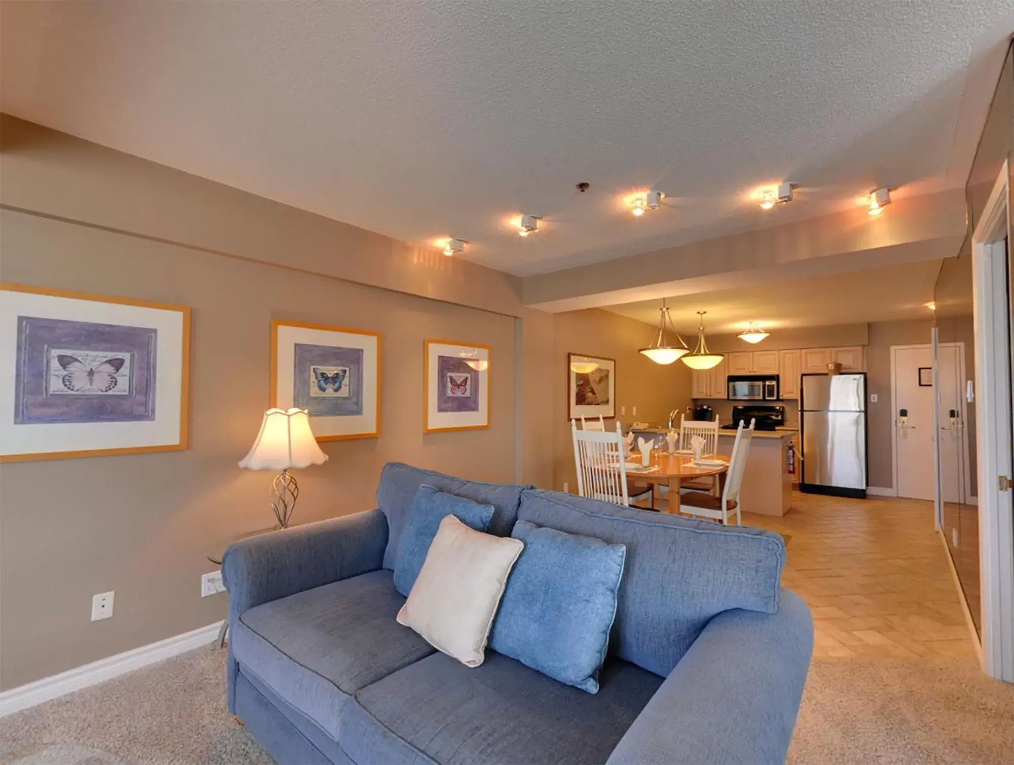 Living room, Seating Area in Georgian Bay Hotel Trademark Collection by Wyndham