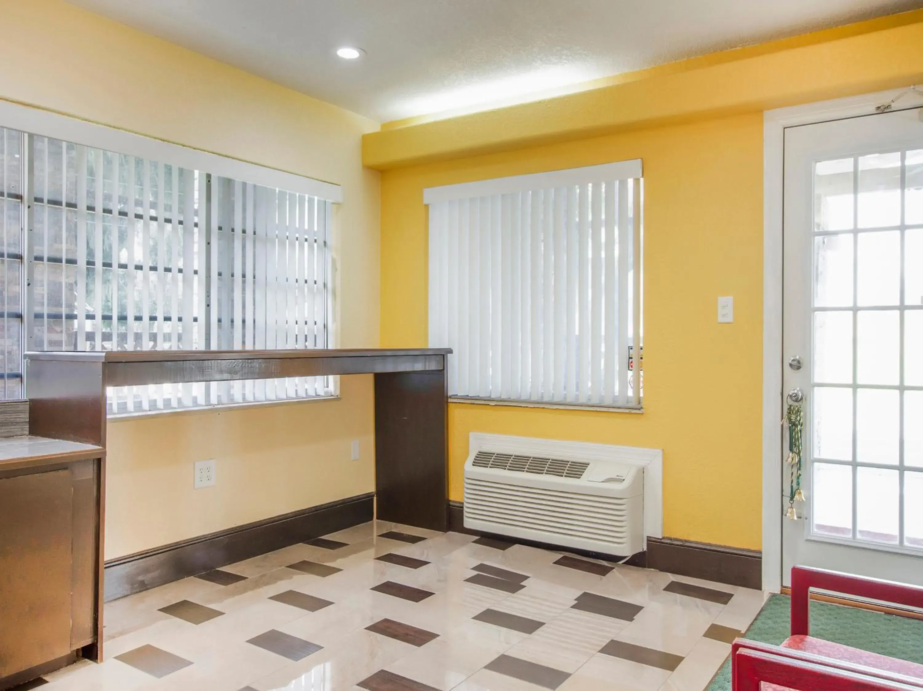 Lobby or reception in OYO Superior Budget Inn Bartow Lobby or reception in OYO Superior Budget Inn Bartow