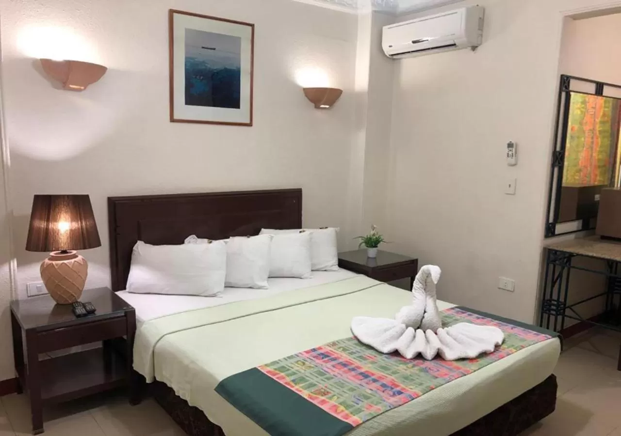 Living room, Bed in bonne villa