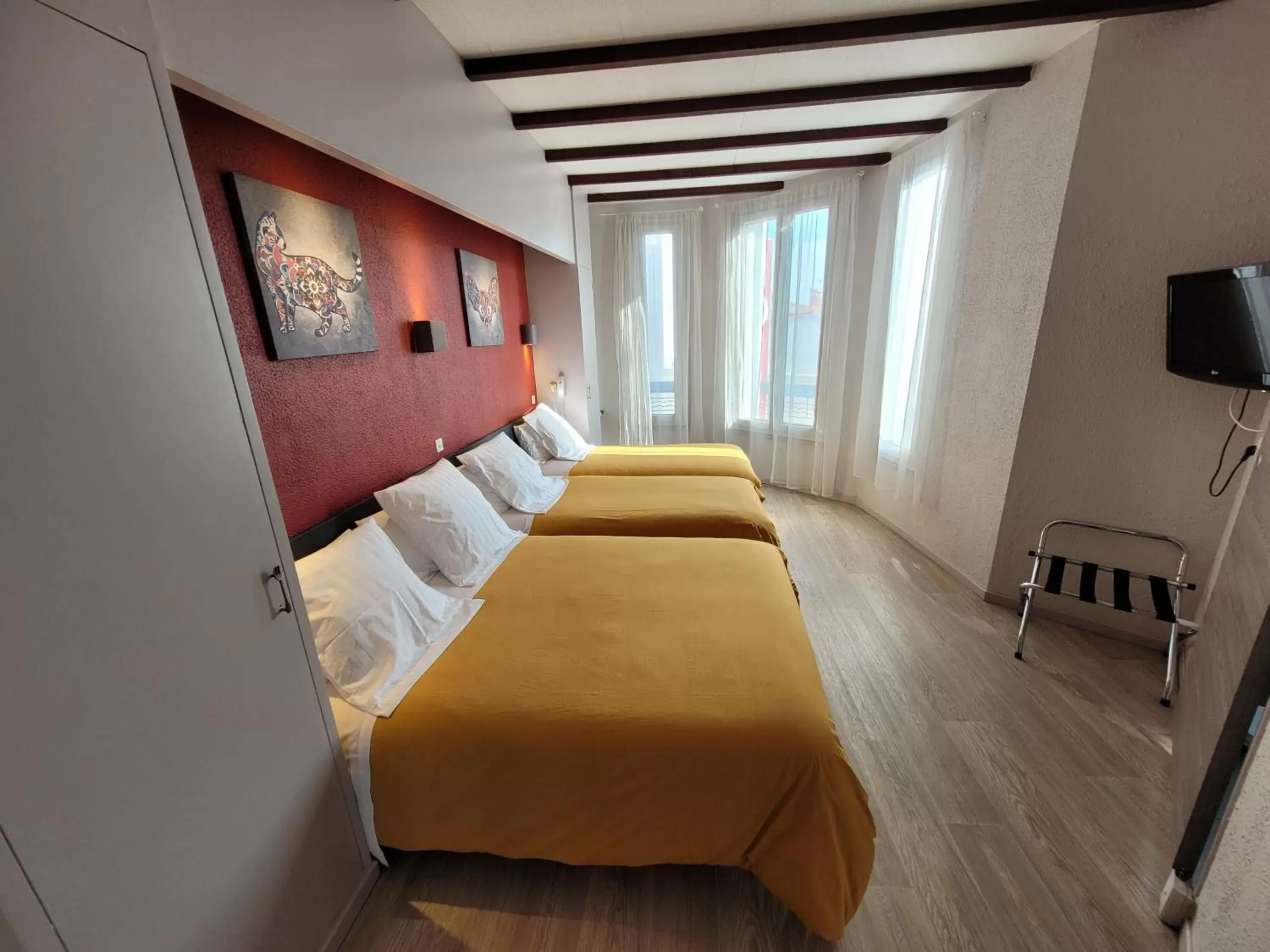 Bed in Hotel Aragon