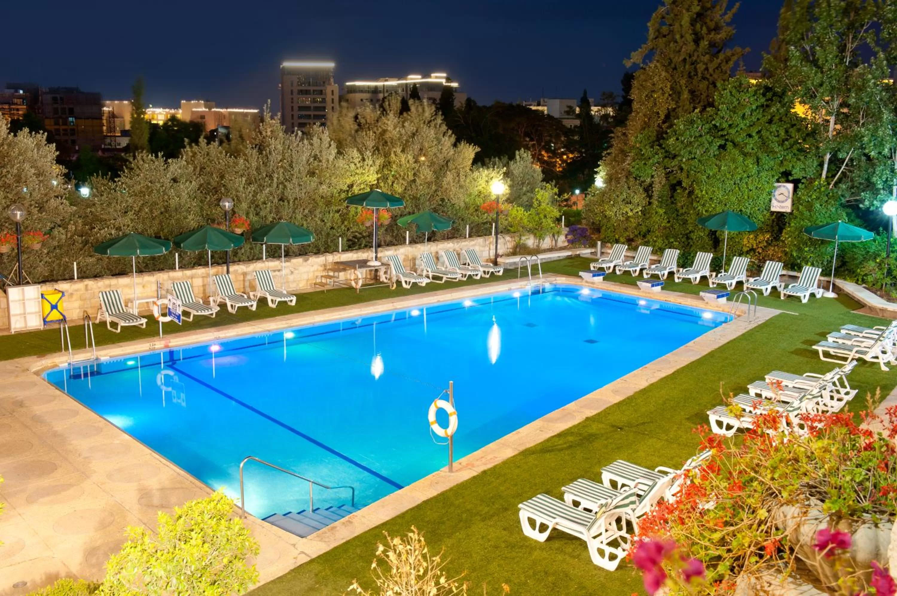Swimming pool in Leonardo Plaza Hotel Jerusalem