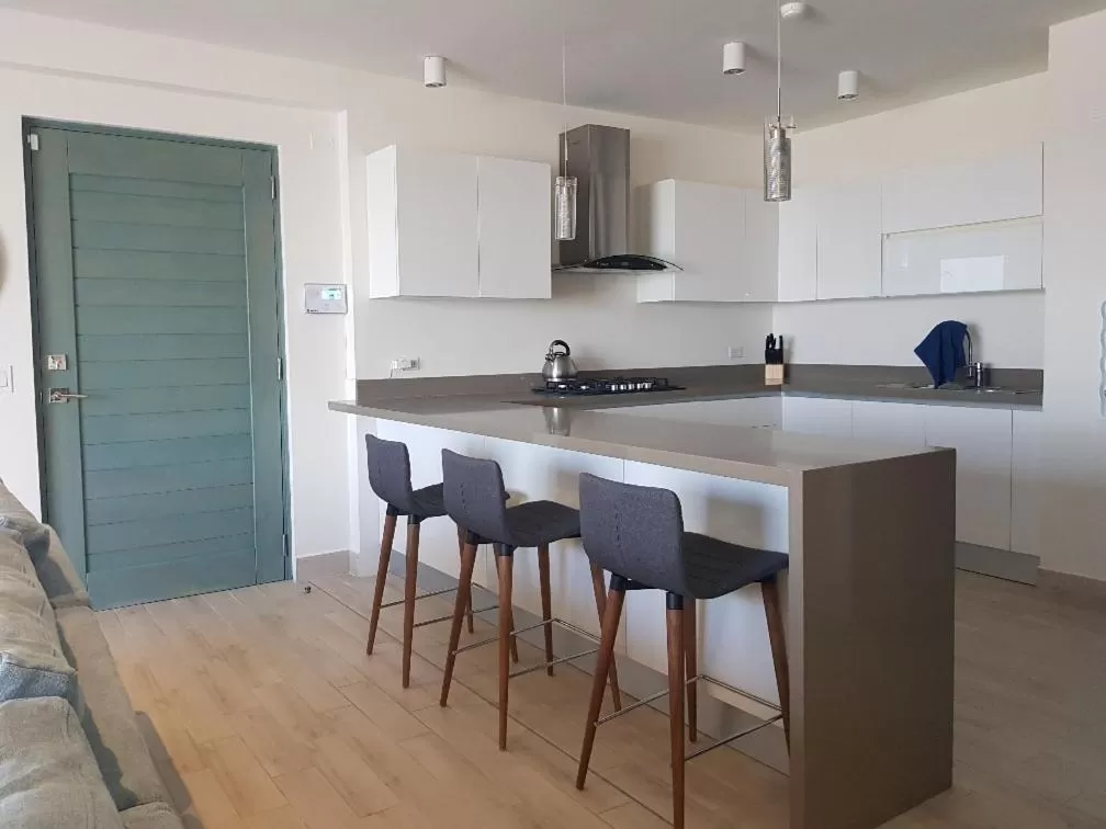 Kitchen or kitchenette, Kitchen/Kitchenette in Playa Caracol Residences