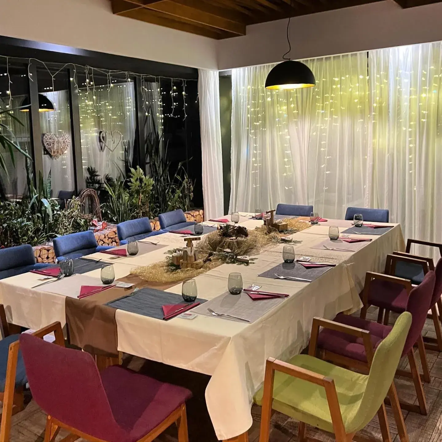 Restaurant/Places to Eat in Pino Nature Hotel
